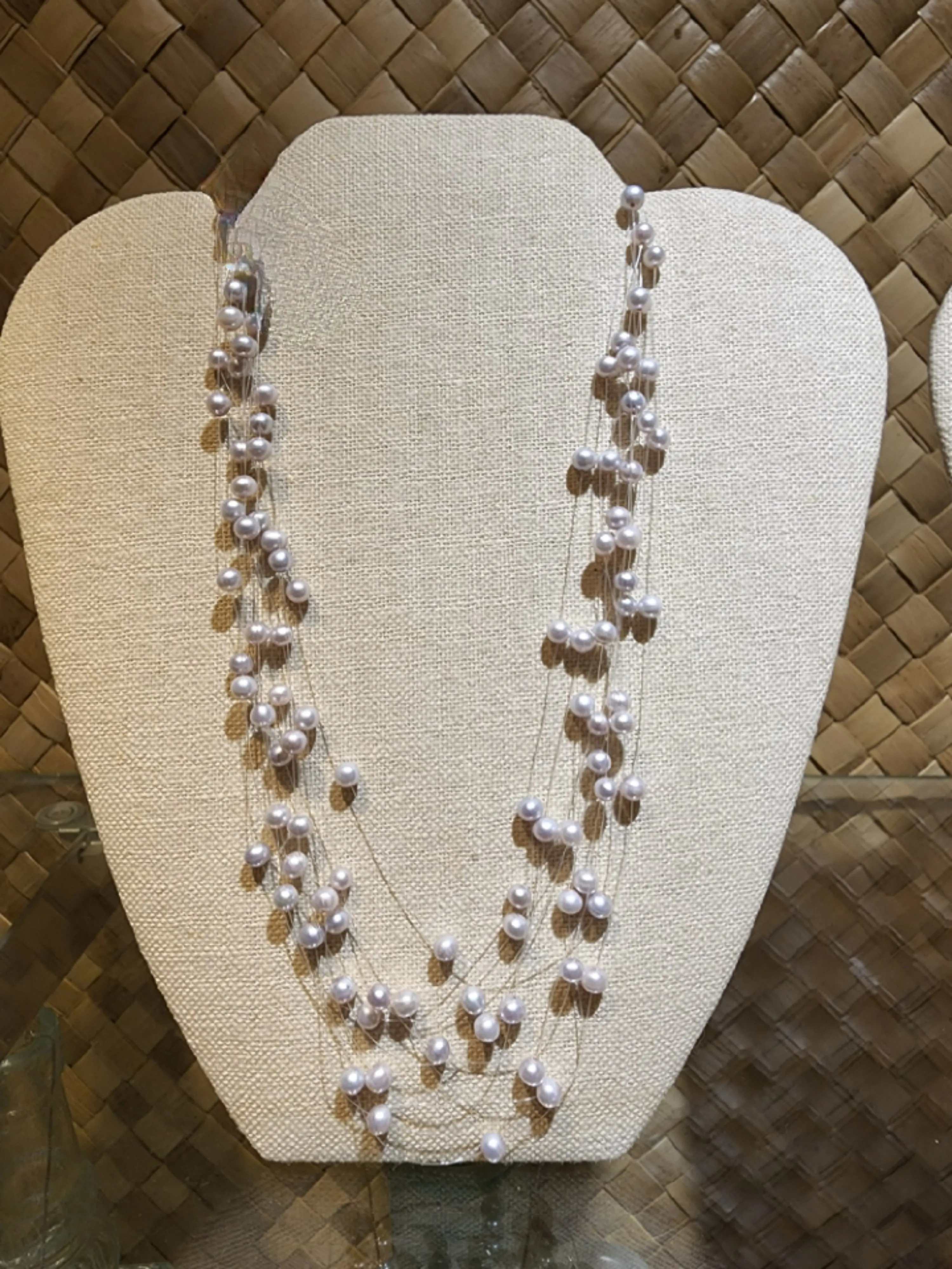 @ Illussion Necklace Freshwater Grey !!