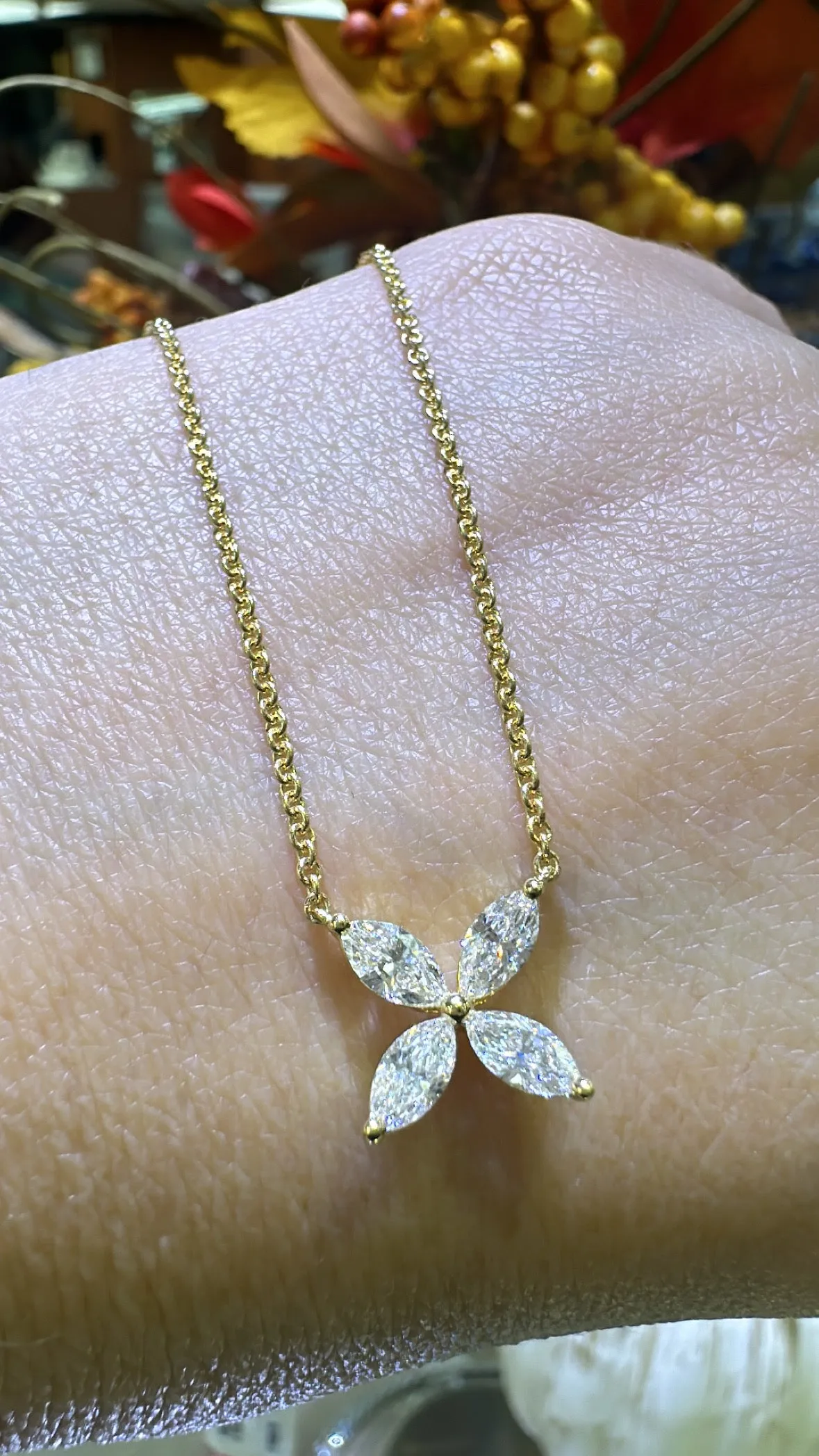 0.78ct tw Diamond Flower Shape Marquise Pendant Necklace