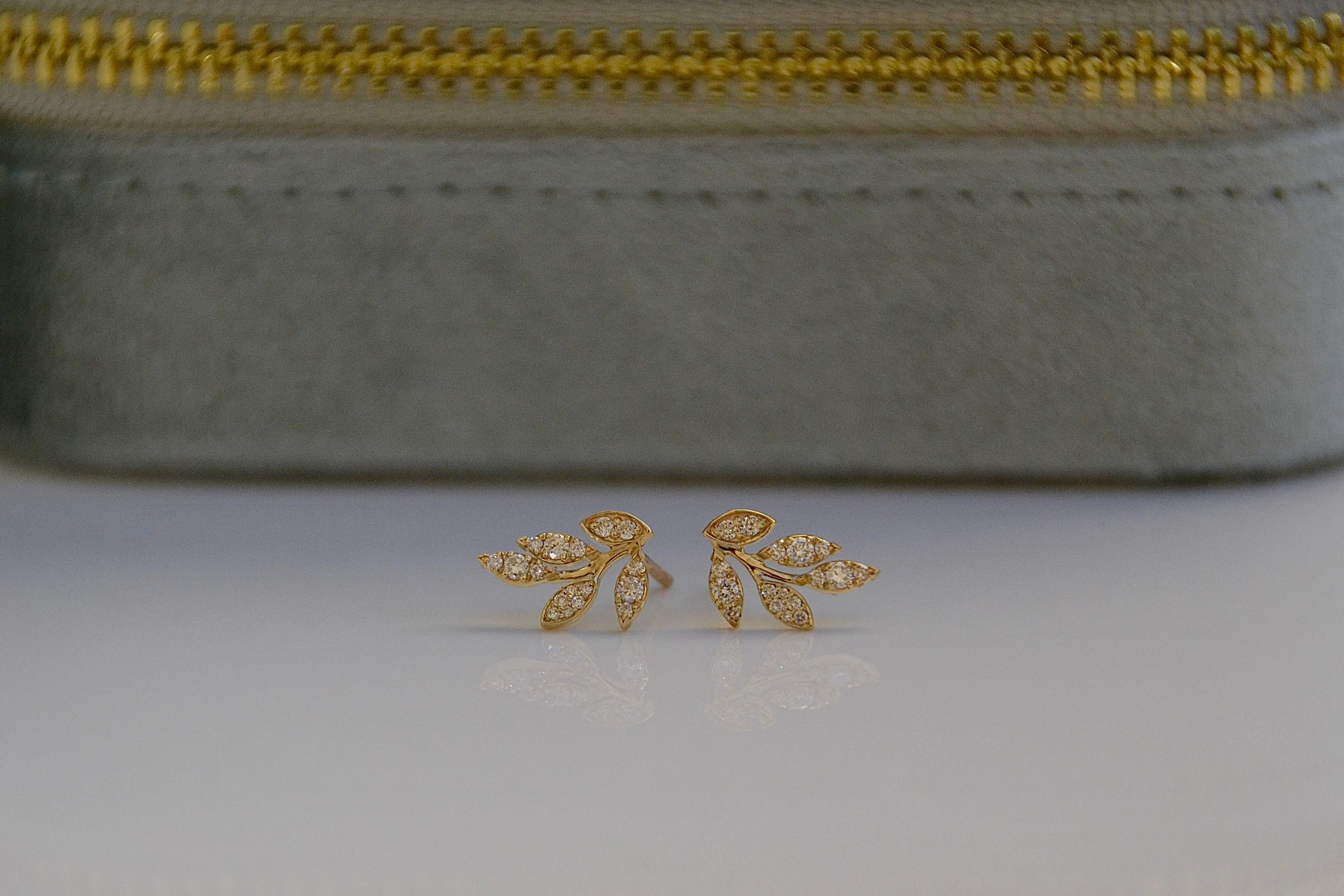 14k Gold Diamond Leaf Stud Earring