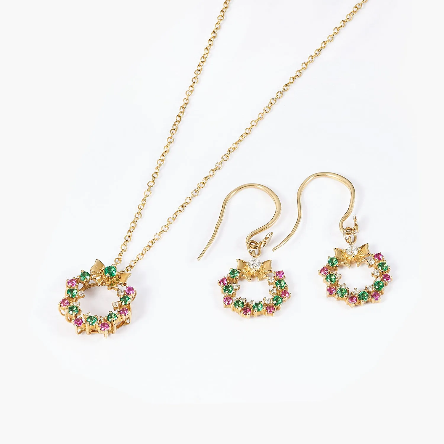 14K Solid Gold Holiday Wreath Pendant Chain Necklace