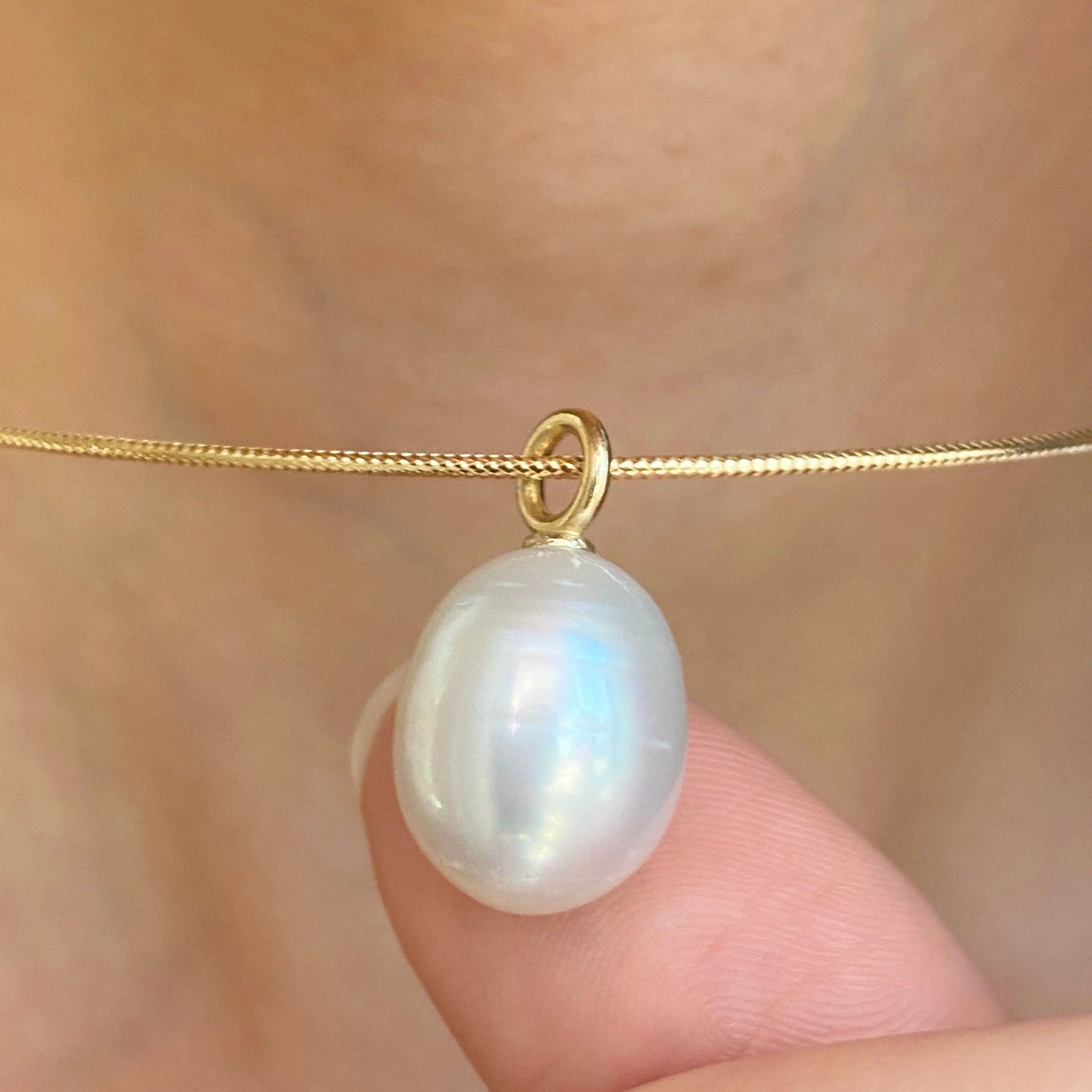 14KT Yellow Gold Oval Paspaley South Sea Pearl Simple Pendant 12mm
