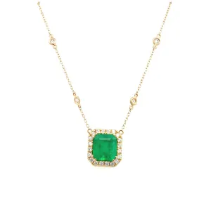 18K Yellow Gold Emerald And Diamond Halo Necklace (3.59ctw)