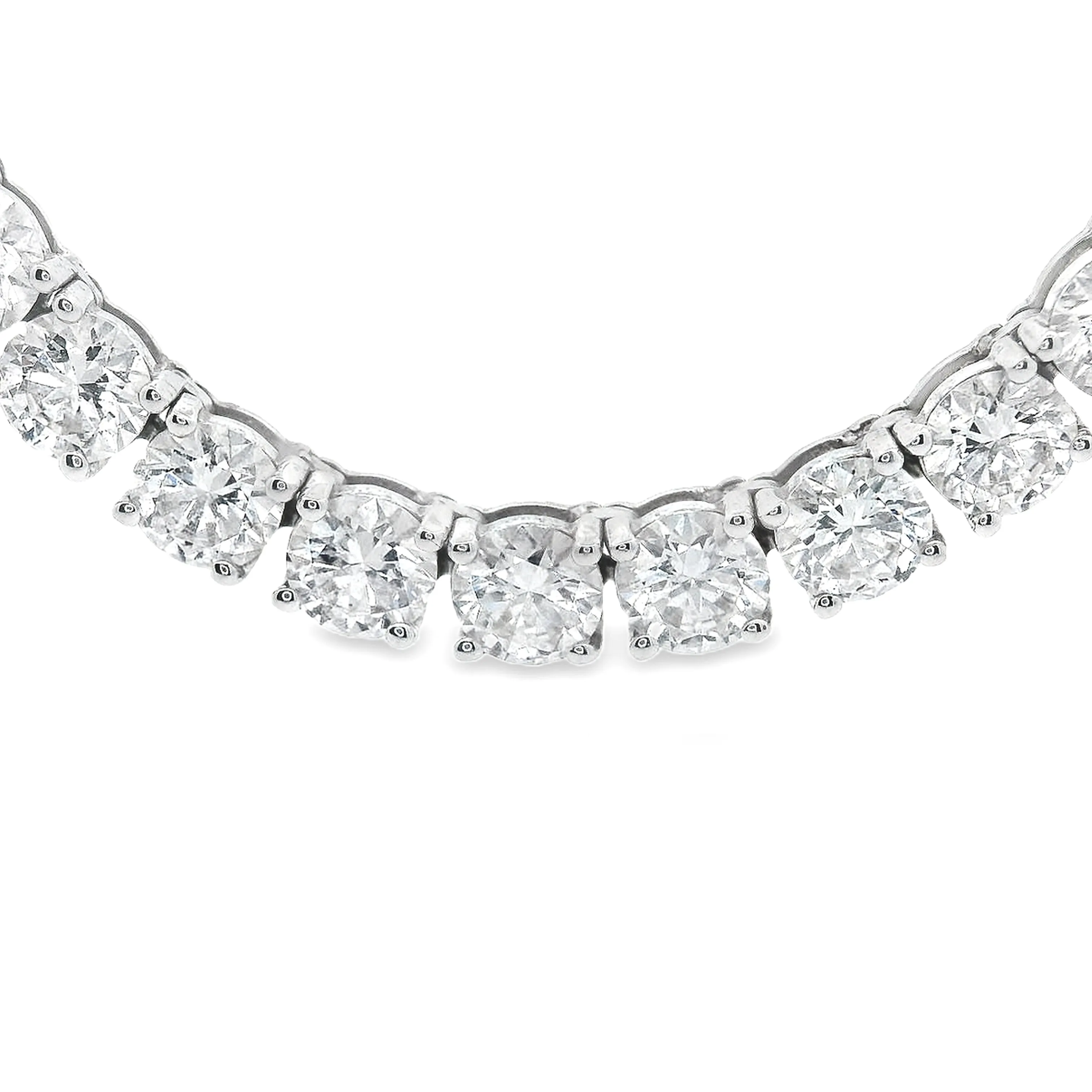 24.40ct 18k White Gold Diamond Necklace