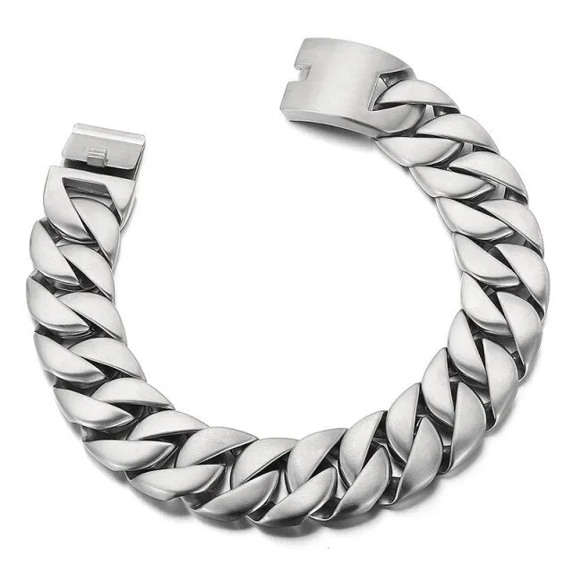 31mm Choker Necklace