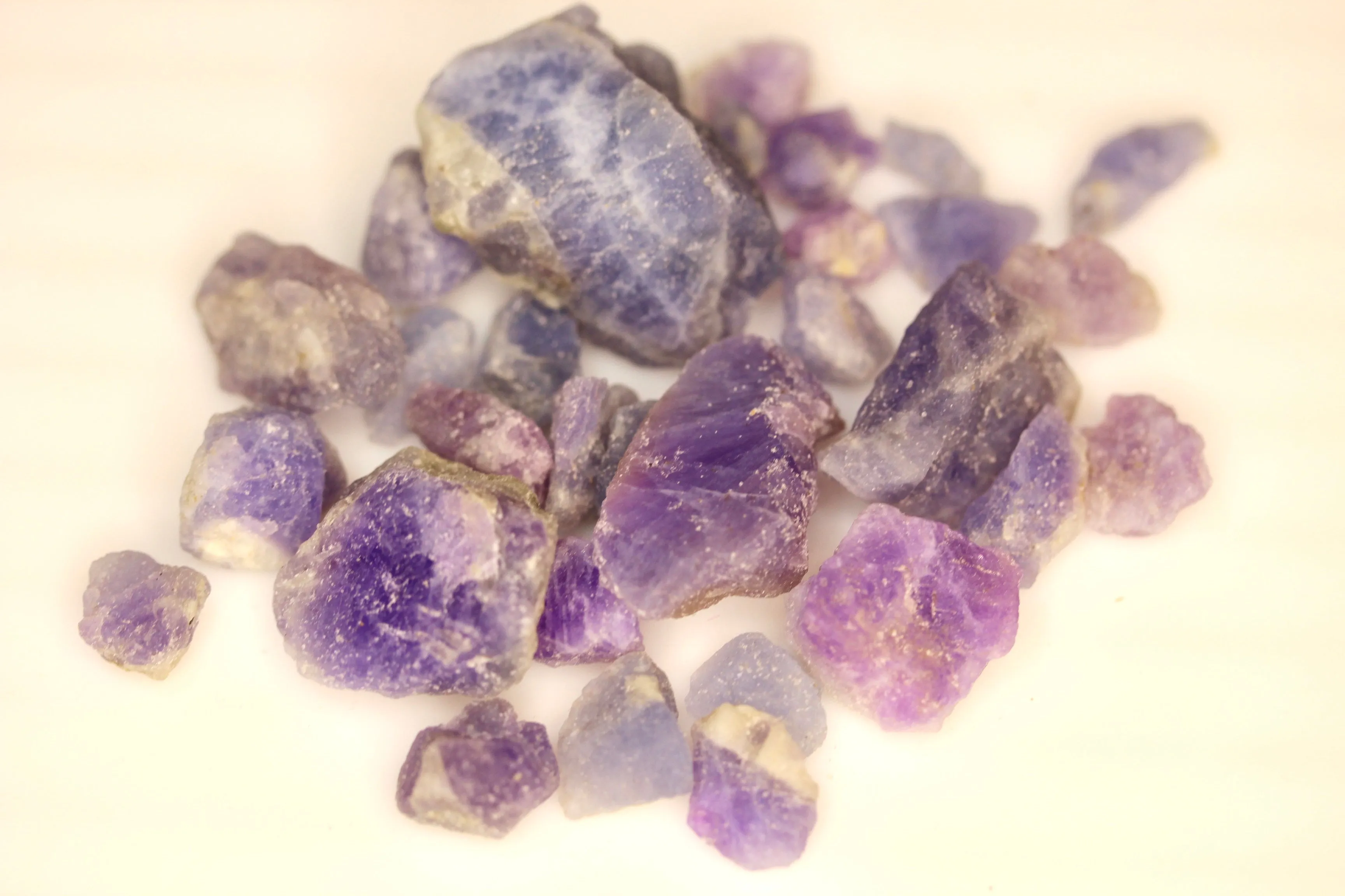 58 grams Natural Raw Hackmanite Fluorescence