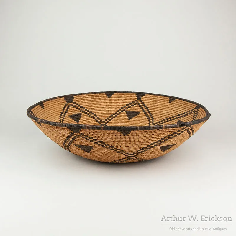Apache Tray