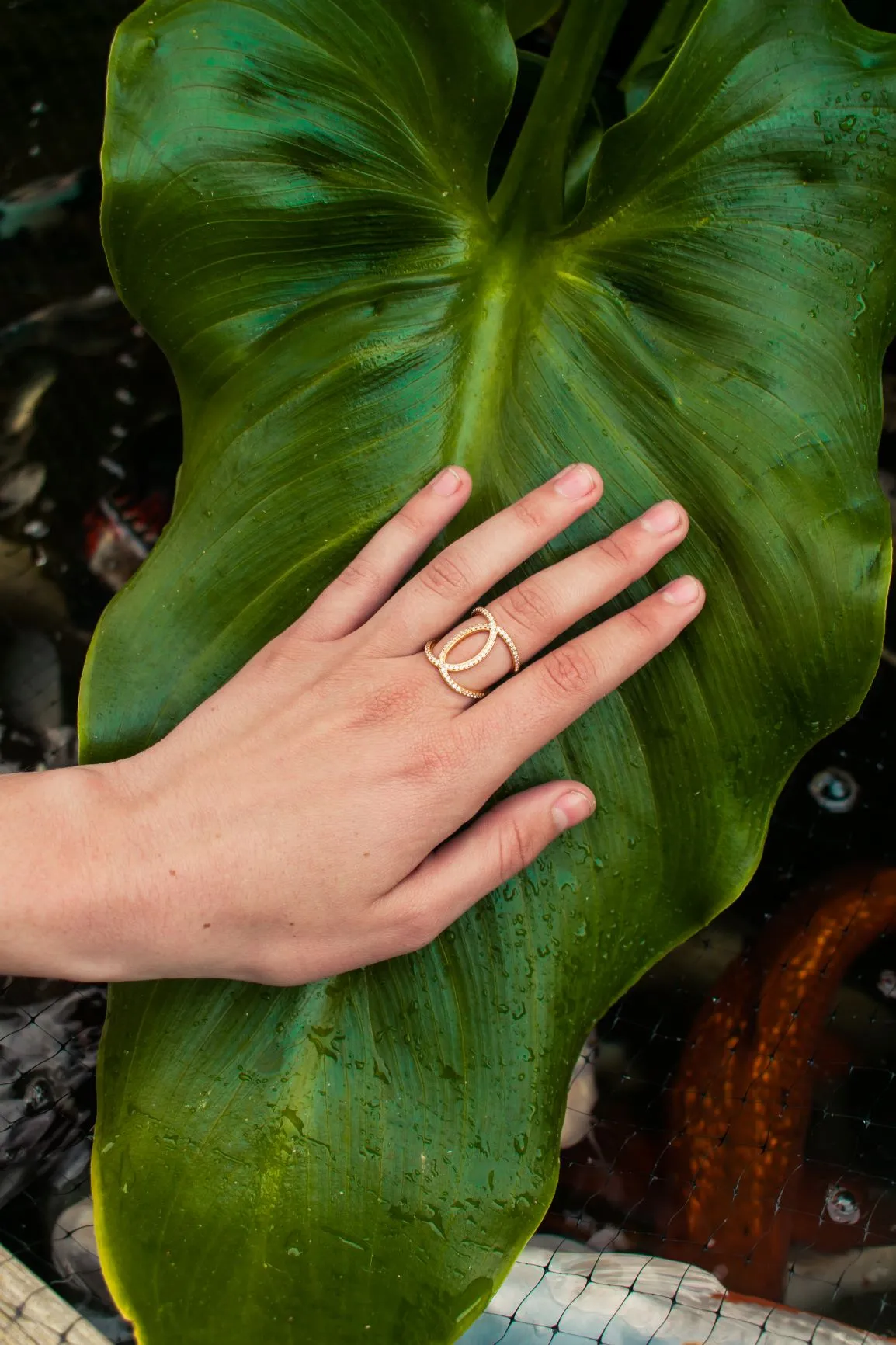 Ascension Criss Cross Ring, 18k Gold, White Topaz
