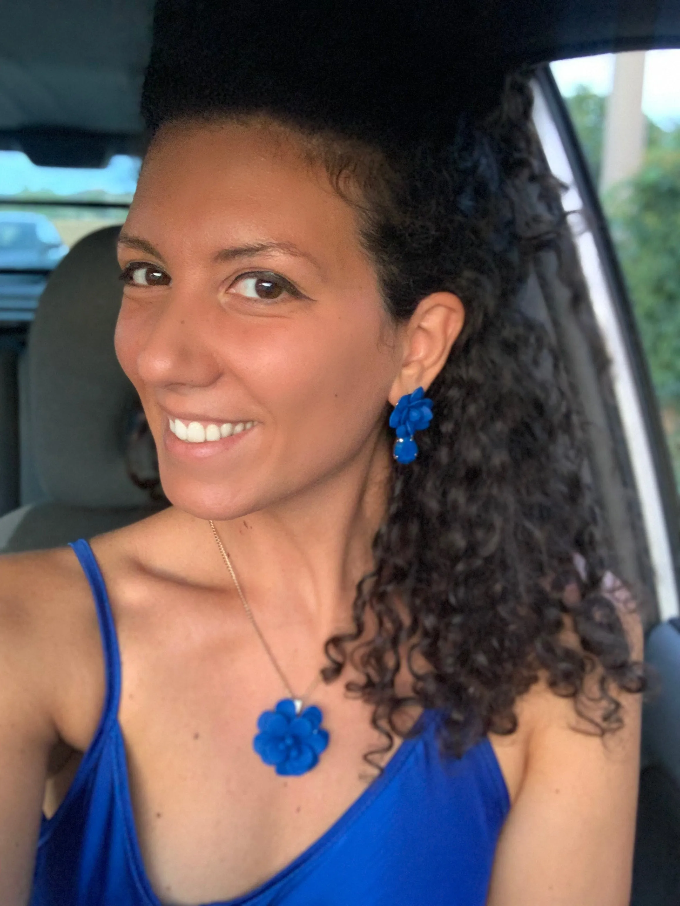 Blue Capri Hibiscus Retro Dangle Choker Necklace