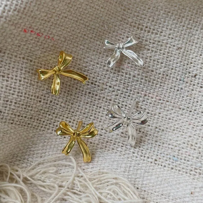 Bow Stud Earrings (Solid Silver)- Loretta