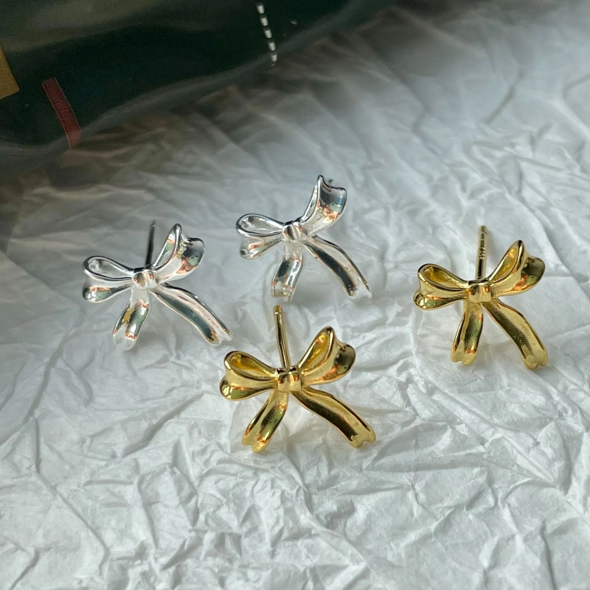 Bow Stud Earrings (Solid Silver)- Loretta