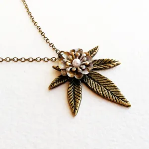 Bronze Pearl Cannabis Necklace - Weed Jewelry