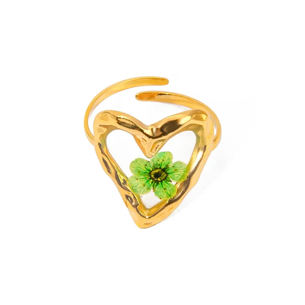 Charming Irregular Love Heart Green Plum Flower Ring