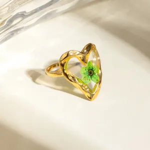 Charming Irregular Love Heart Green Plum Flower Ring