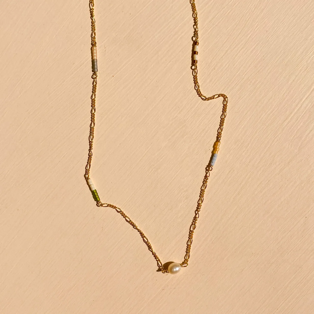 Color Stack Pearl Necklace