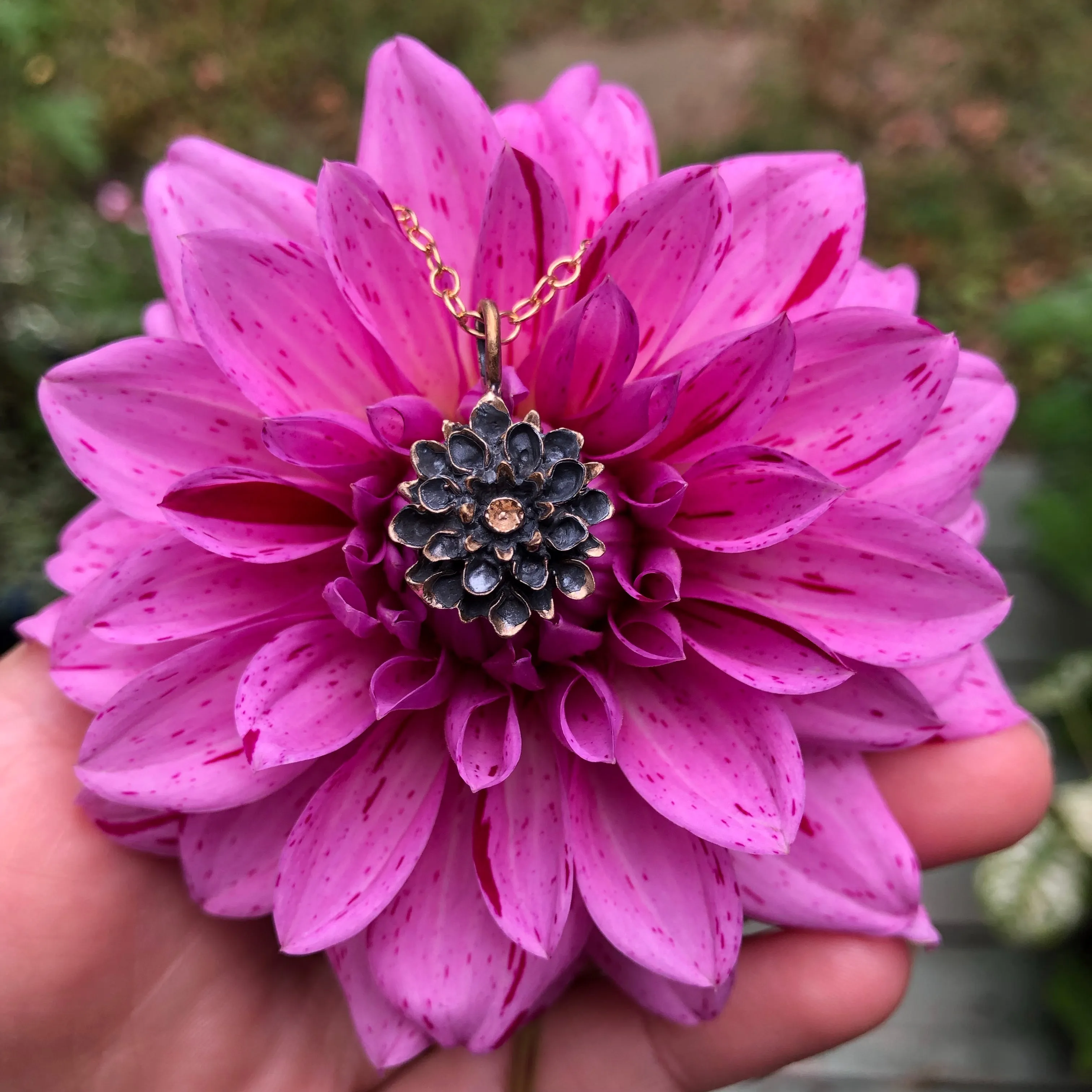 Dahlia Necklace