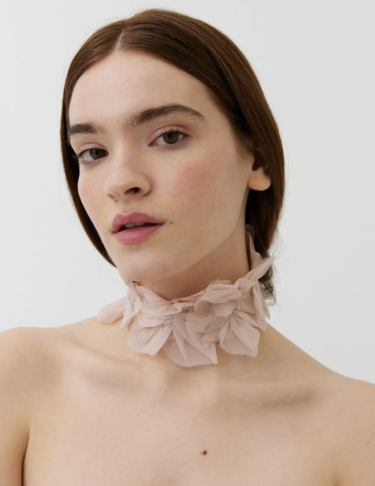 daphne necklace