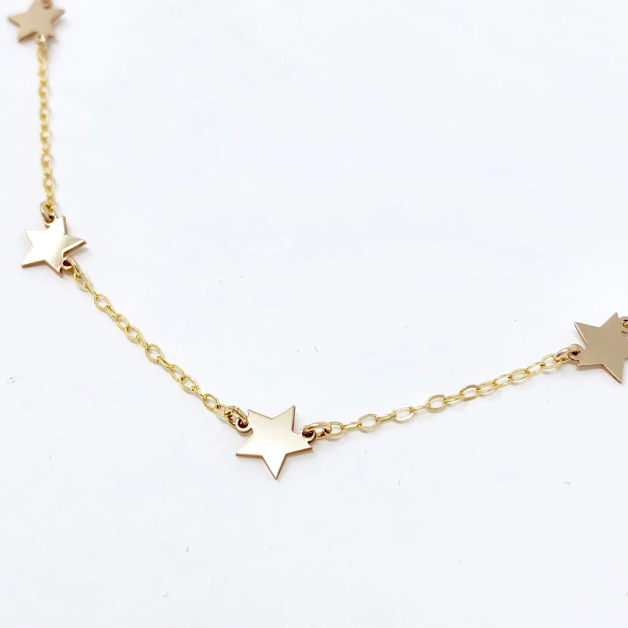 DELICATE STAR Necklace