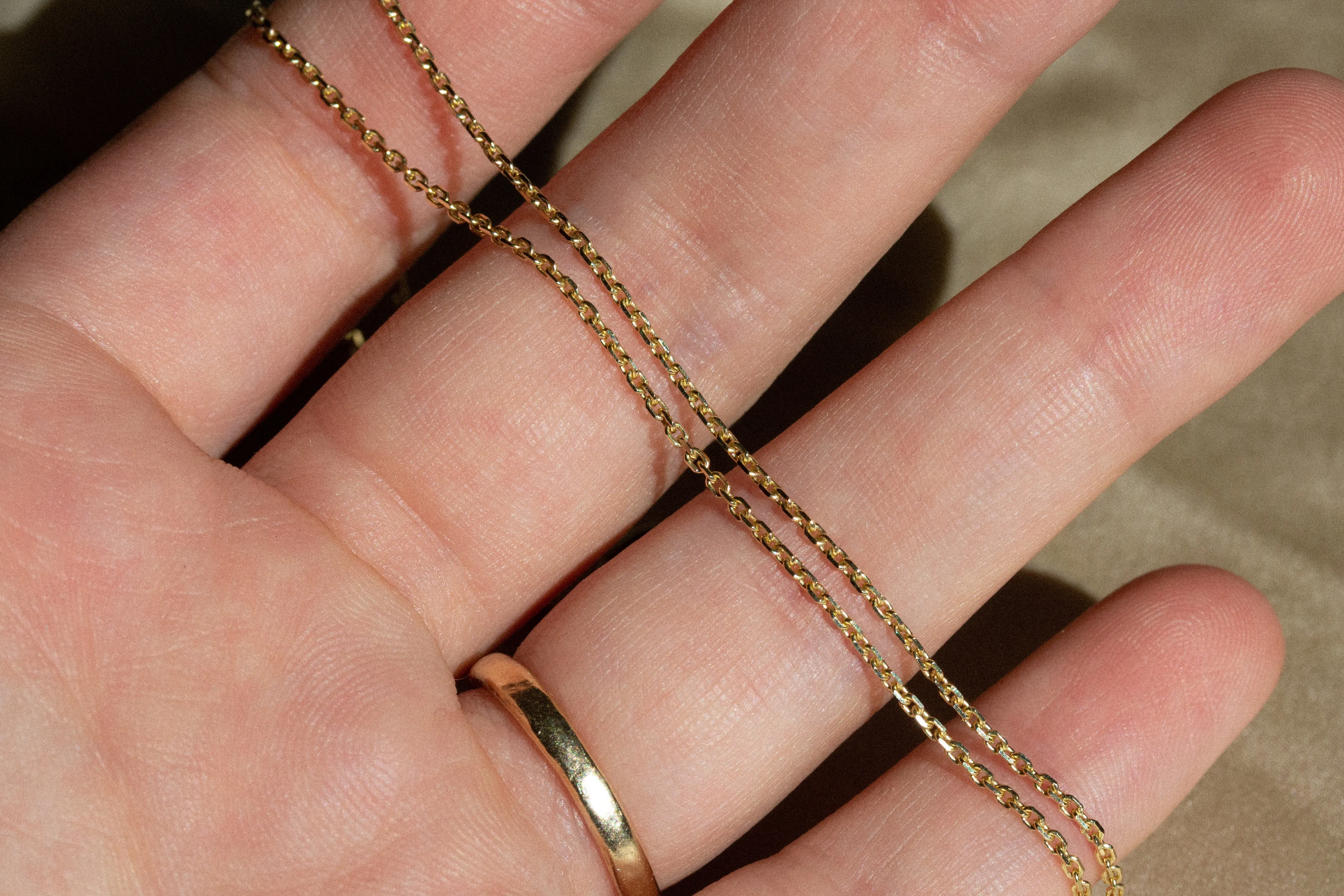DIAMOND-CUT CHAIN