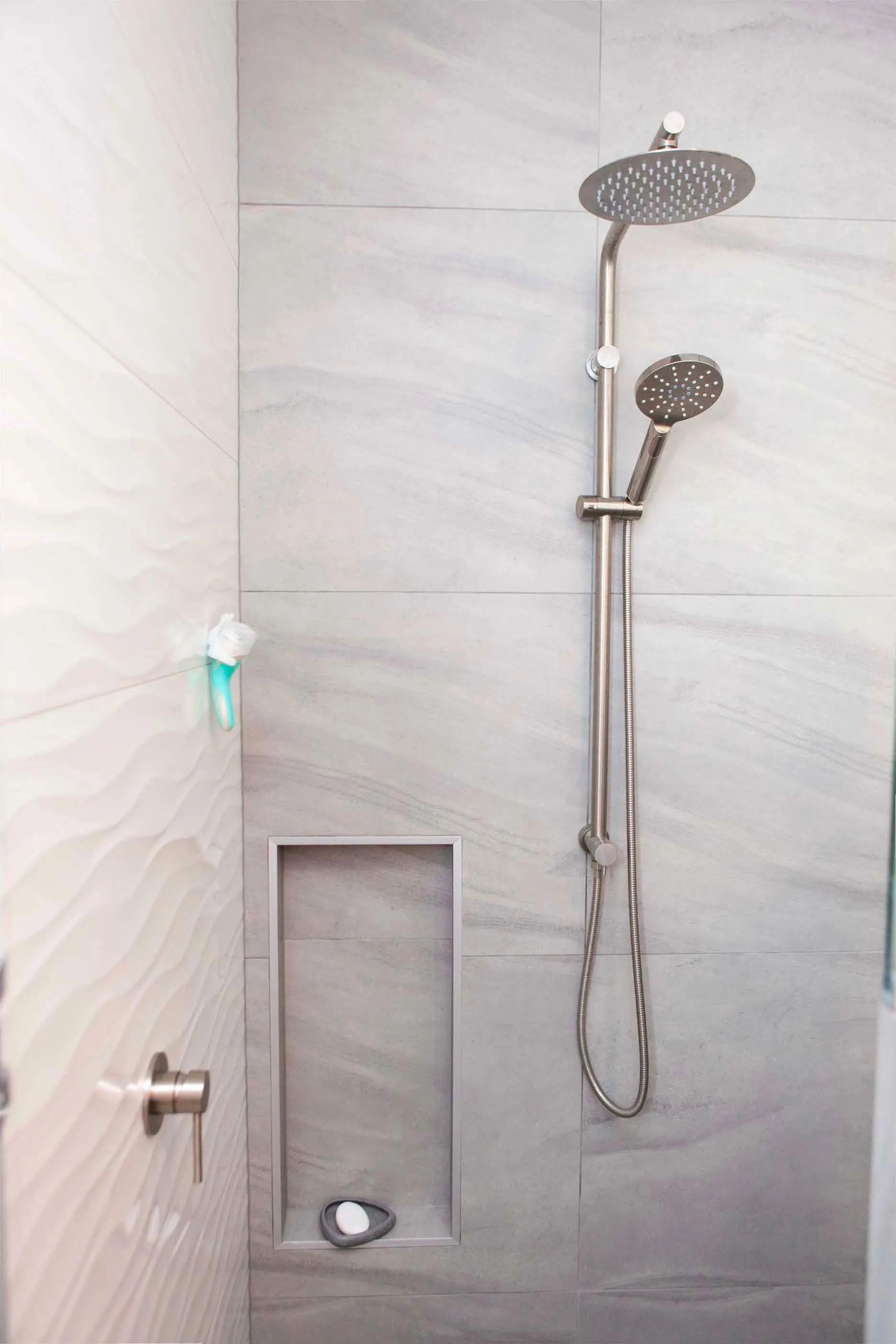 Double Circular Shower Column - Brushed Nickel - CLAS20