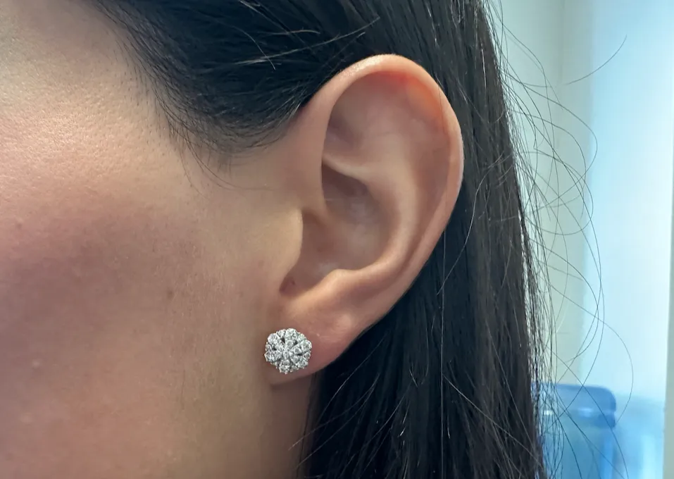 Earrings 18kt White Gold Hexagonal Flowers Round Diamonds