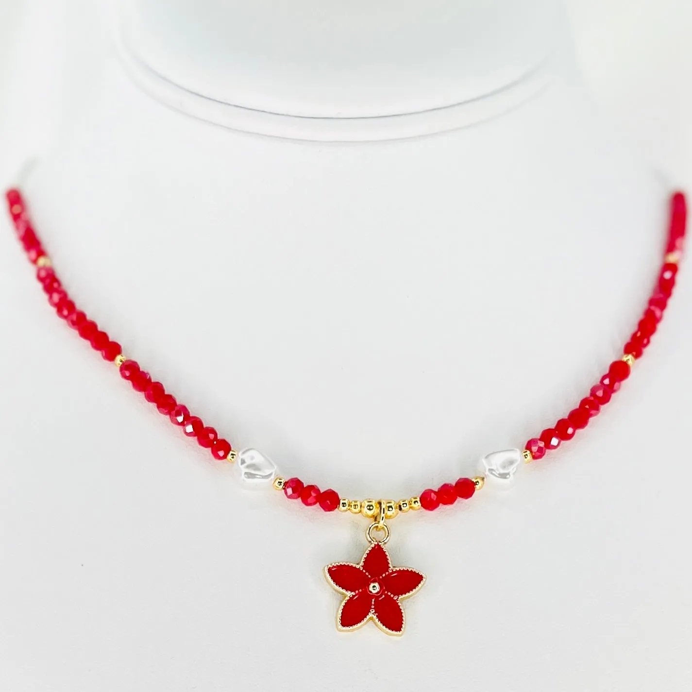 Flower Pendant Beaded Necklace – Floral Elegance, Nature