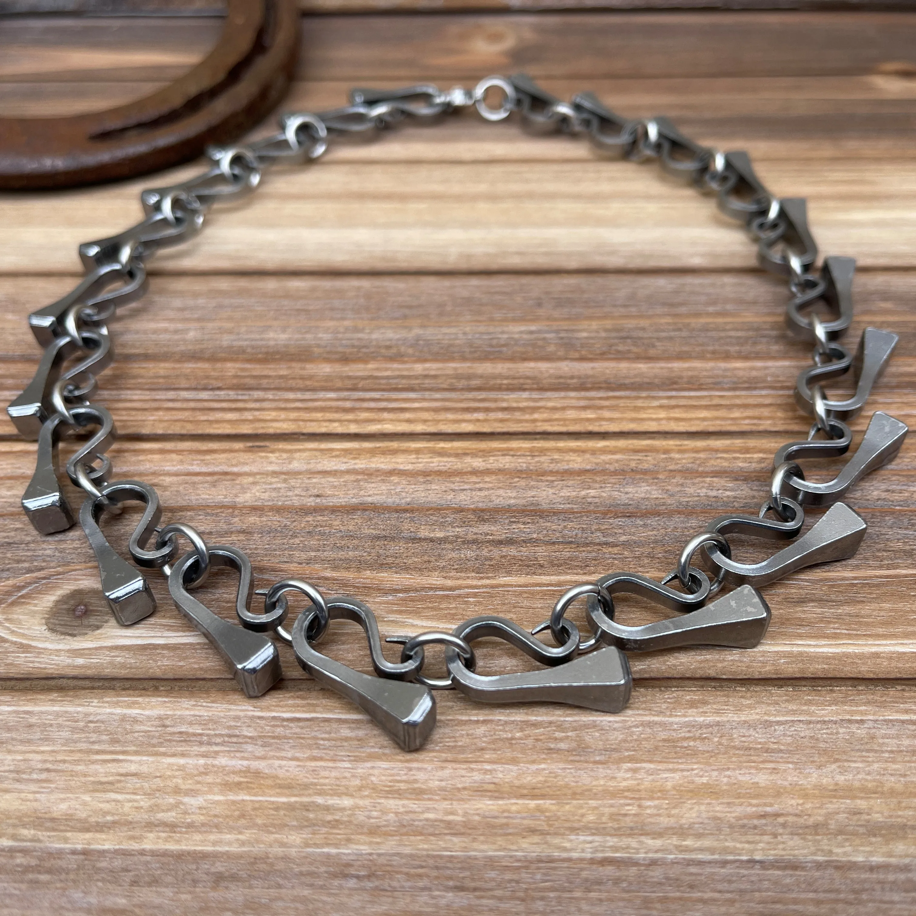 Full Classic Nail Necklace
