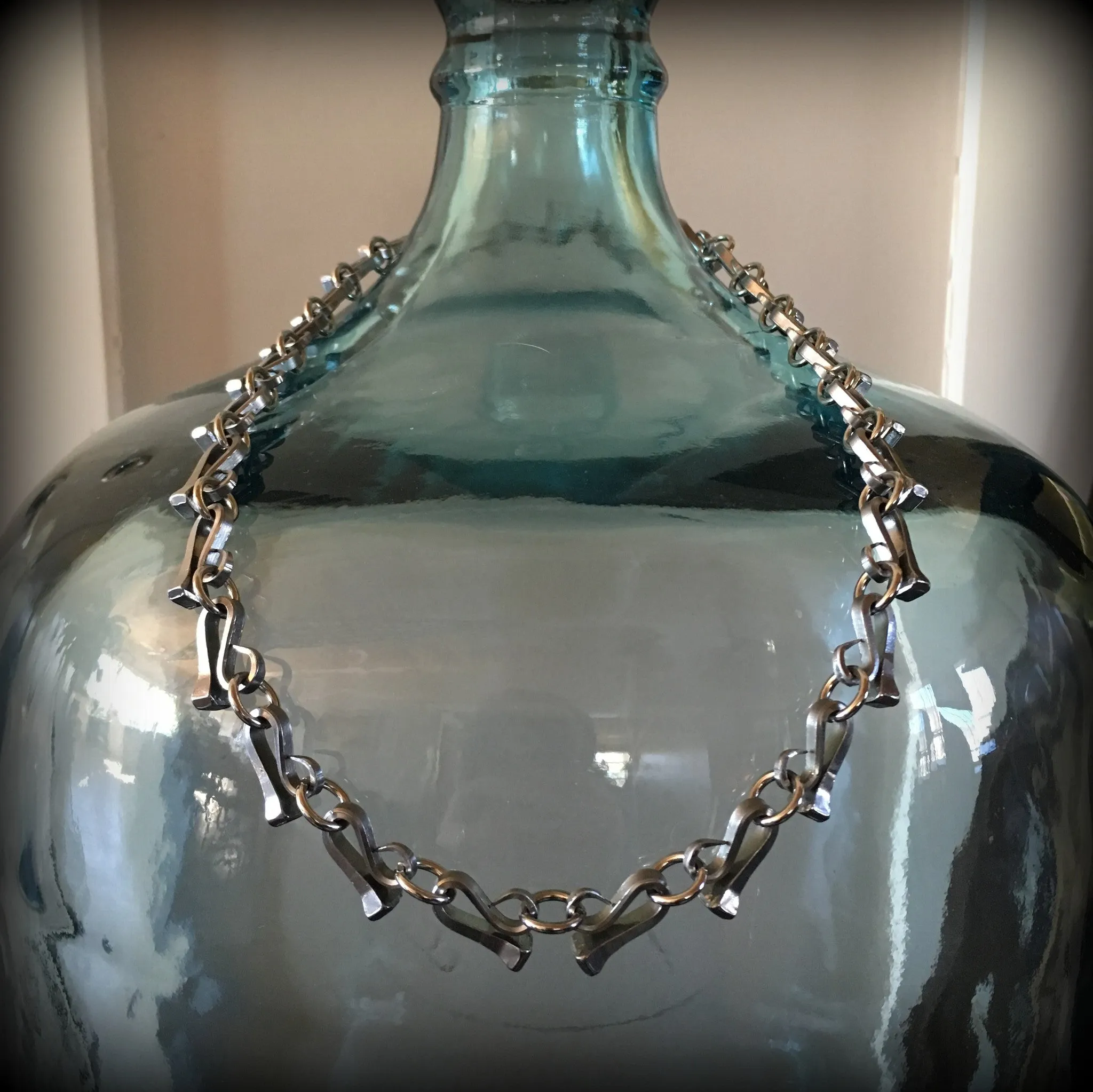Full Pony Horseshoe Nail Necklace