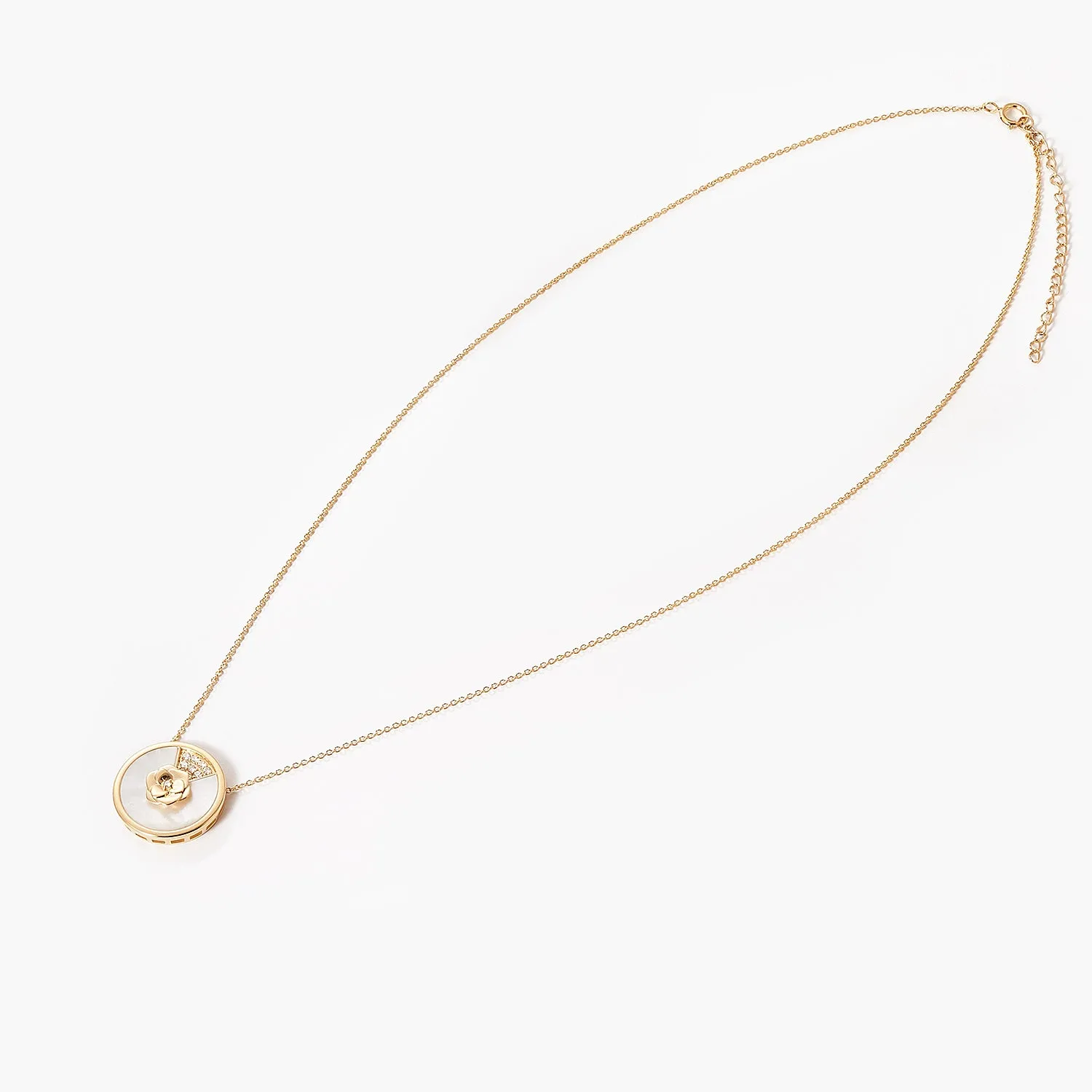 Handmade Disc Pendant with/3D Flower and Dias with Diamond Natural Shell Disc Necklace