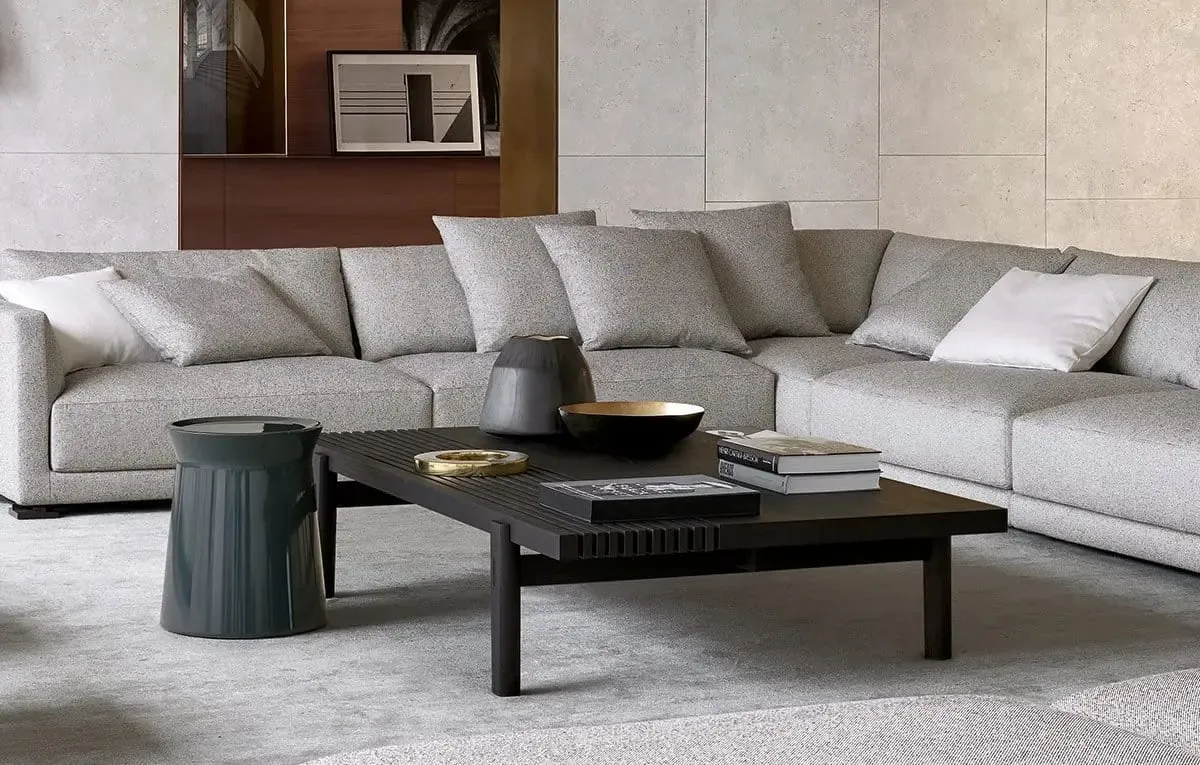 Home Hotel - Coffee Table