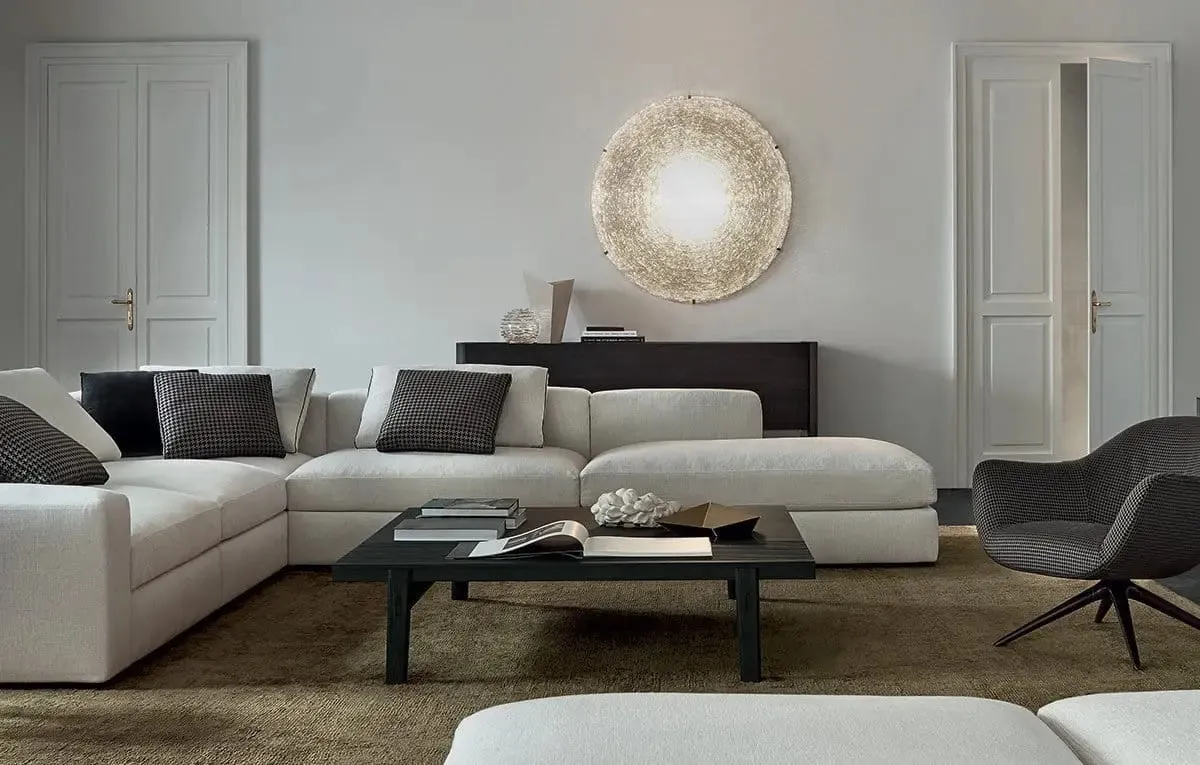 Home Hotel - Coffee Table