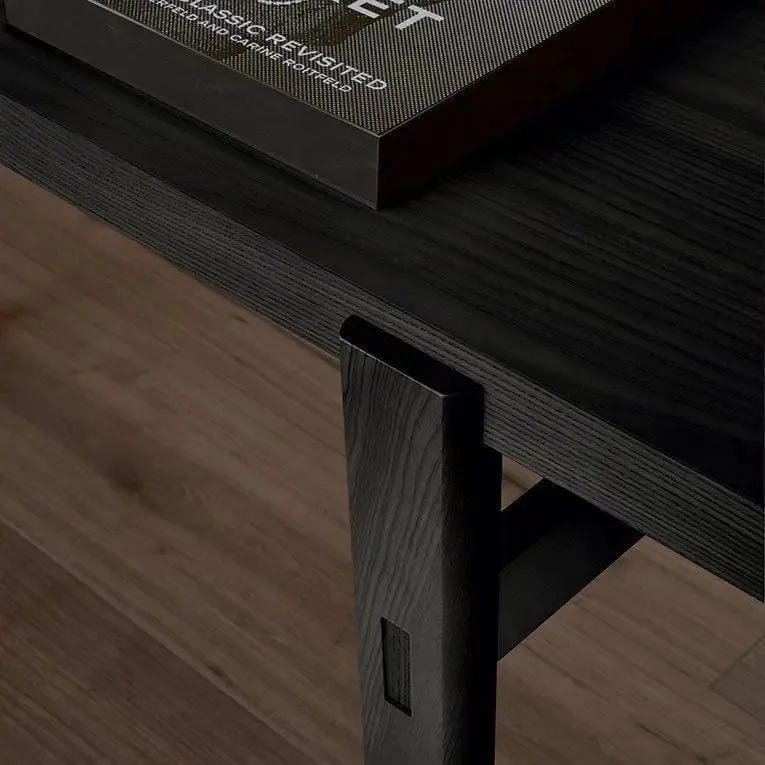 Home Hotel - Coffee Table