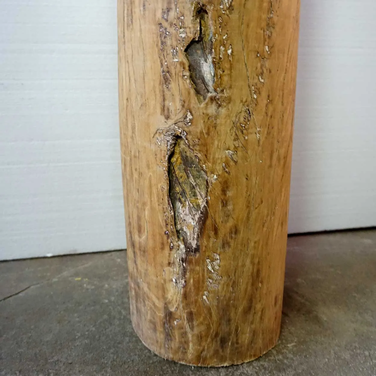 Indian Solid Satinwood Architectural Single Pillar