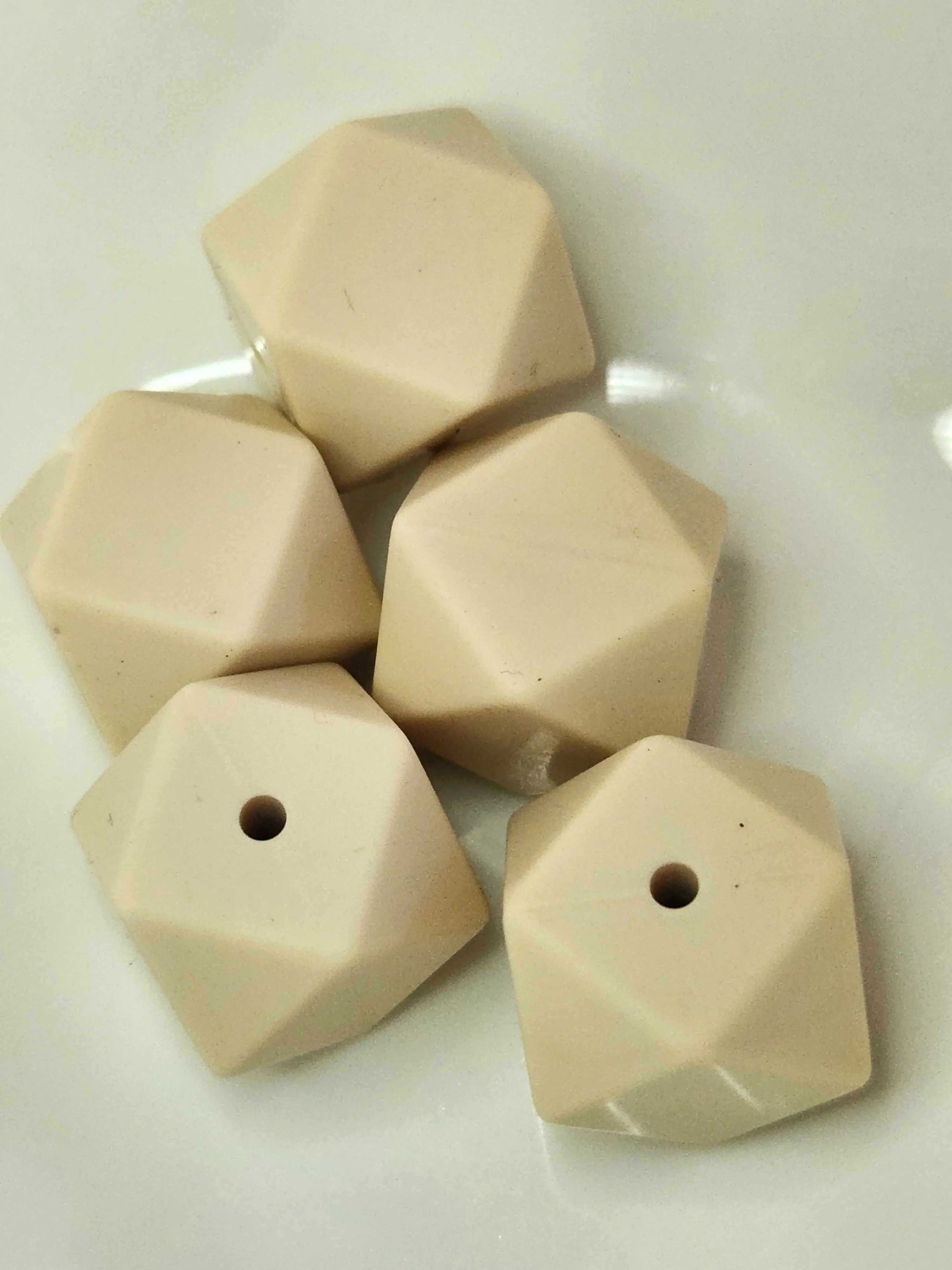 Ivory white sbgb89