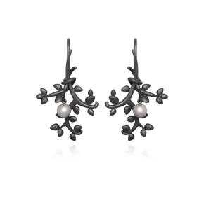 Leaf Pearl and Oxidized Sterling Silver Earring