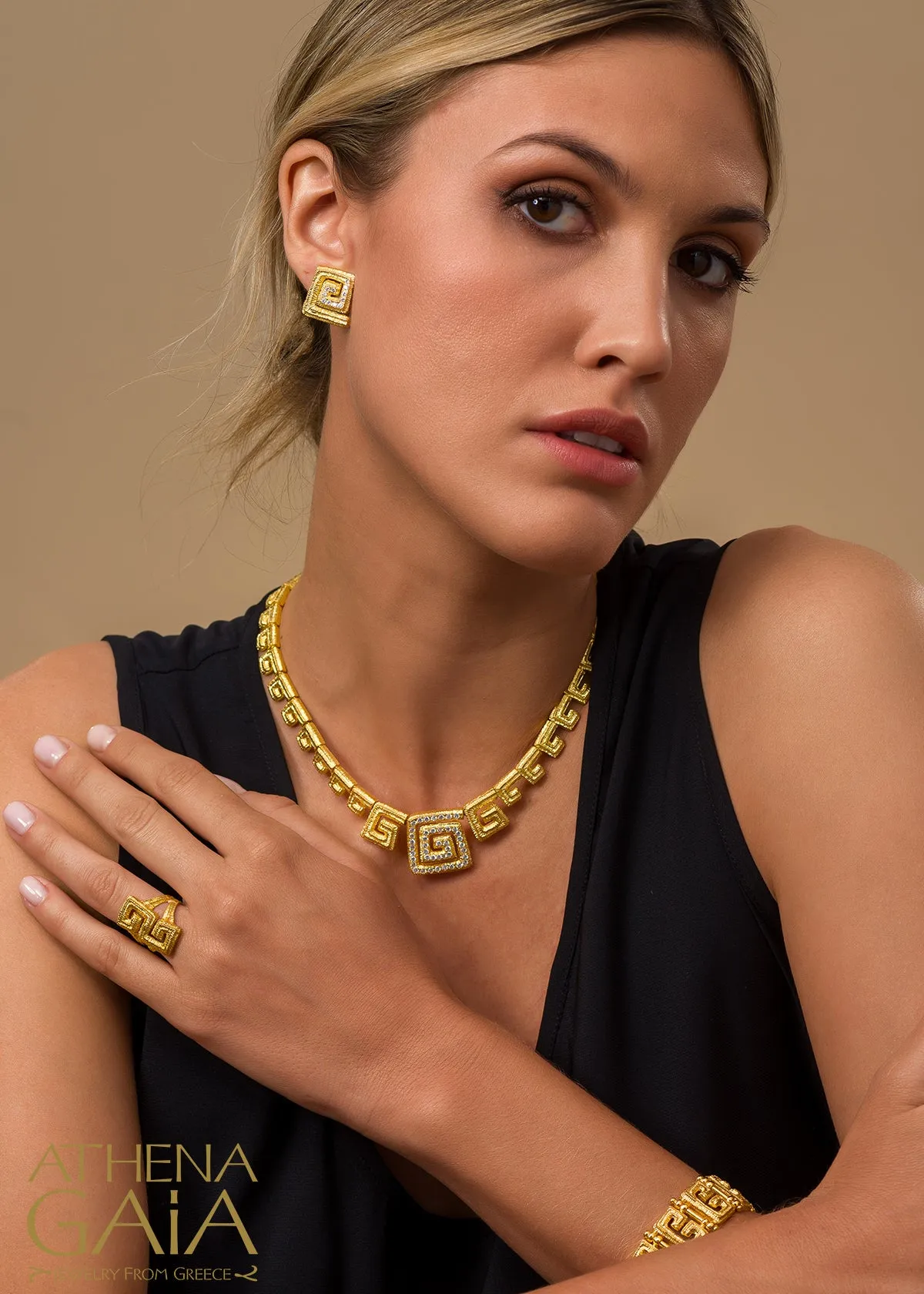 Meander Full Necklace