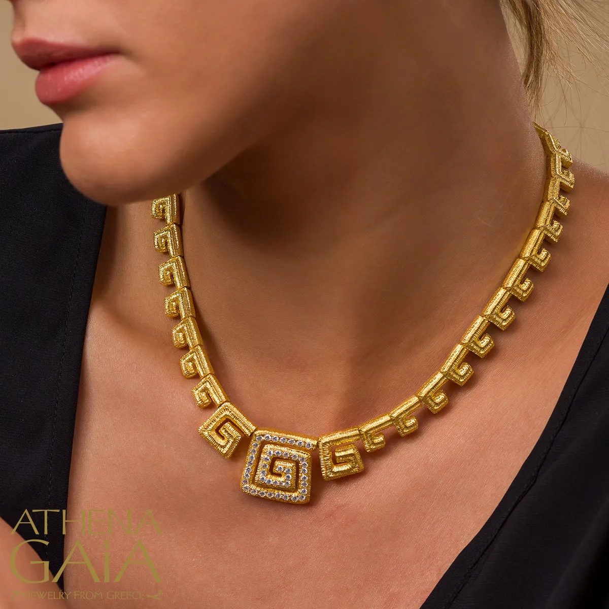 Meander Full Necklace