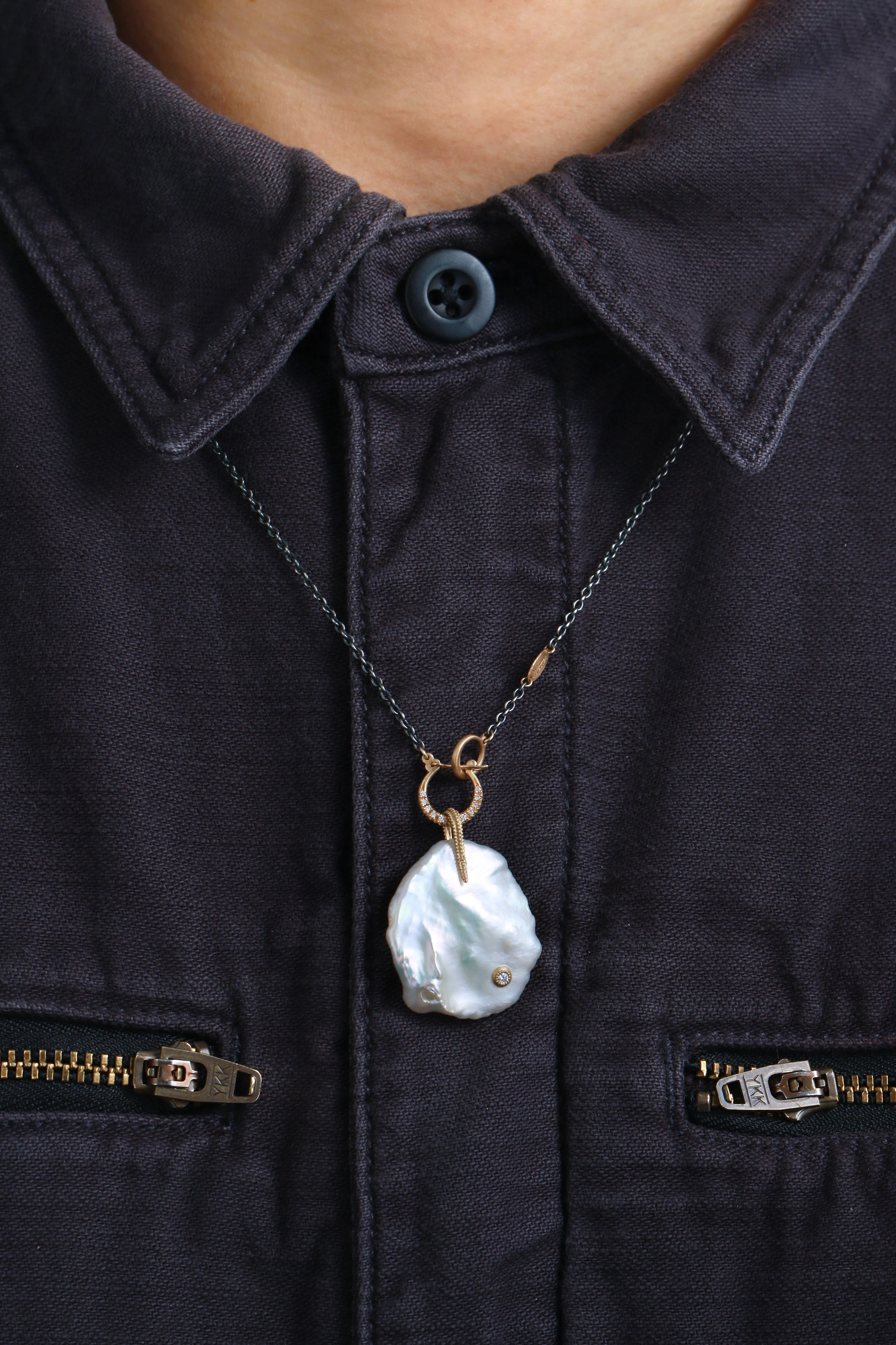 Oxidized Silver Chain White Diamond Clasp Necklace by Shinkai