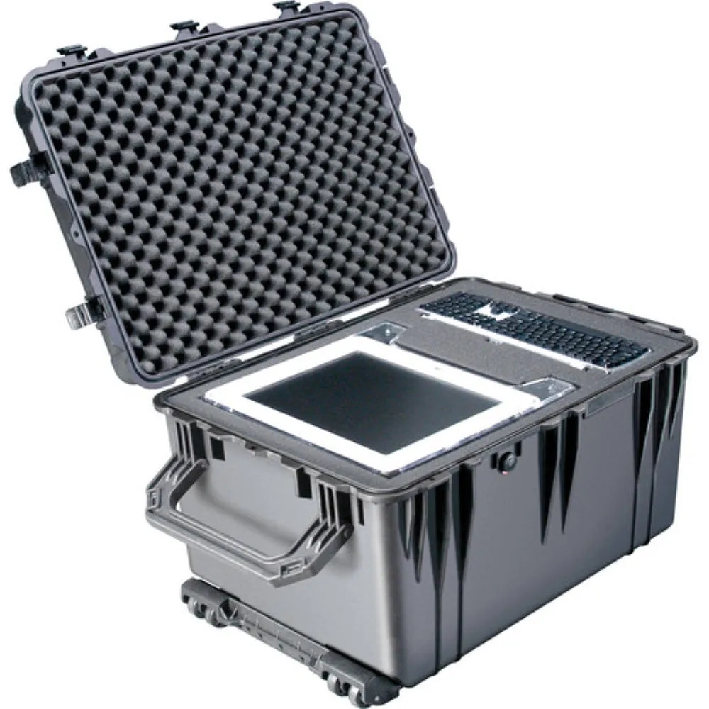 Pelican 1660 Case with Foam | Black