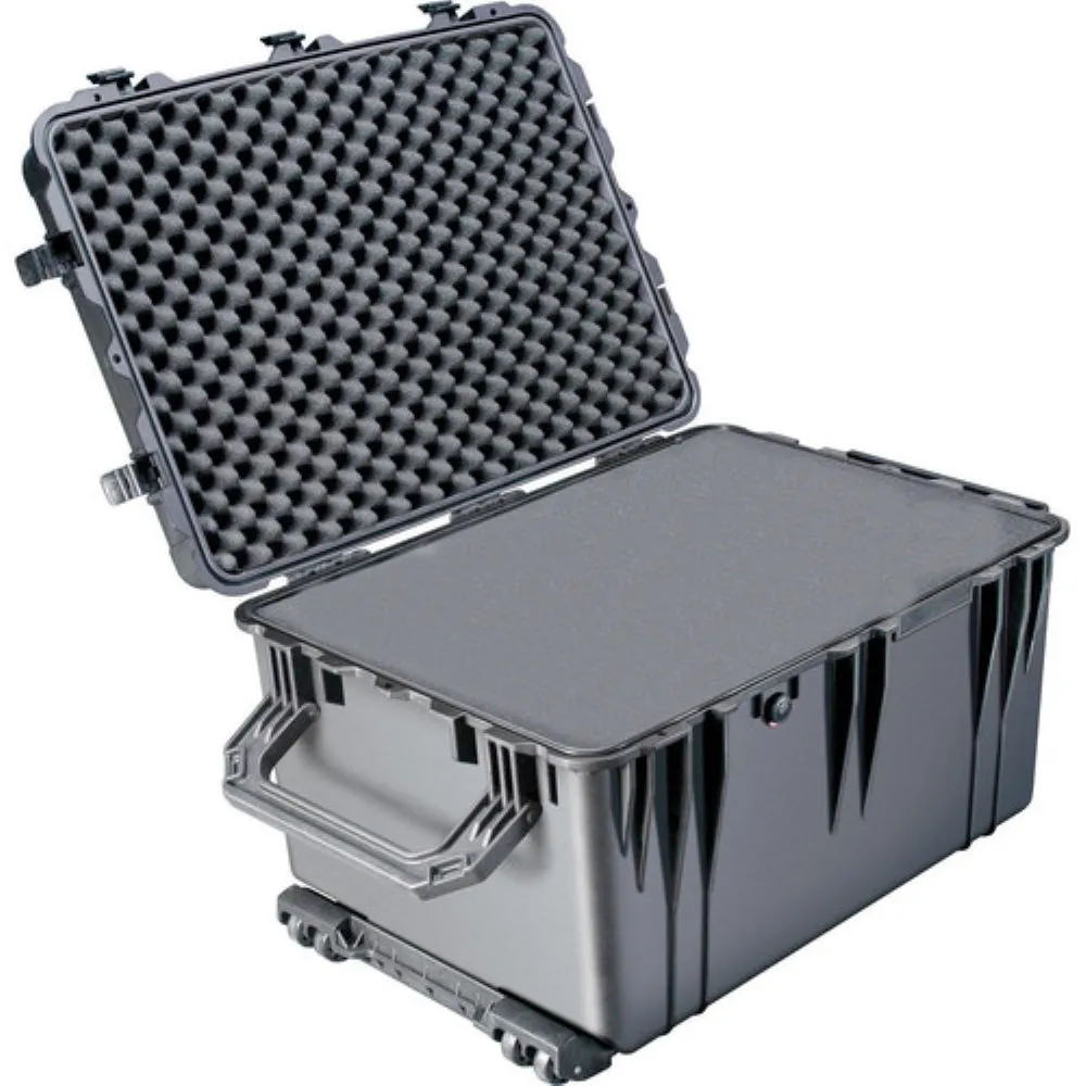 Pelican 1660 Case with Foam | Black