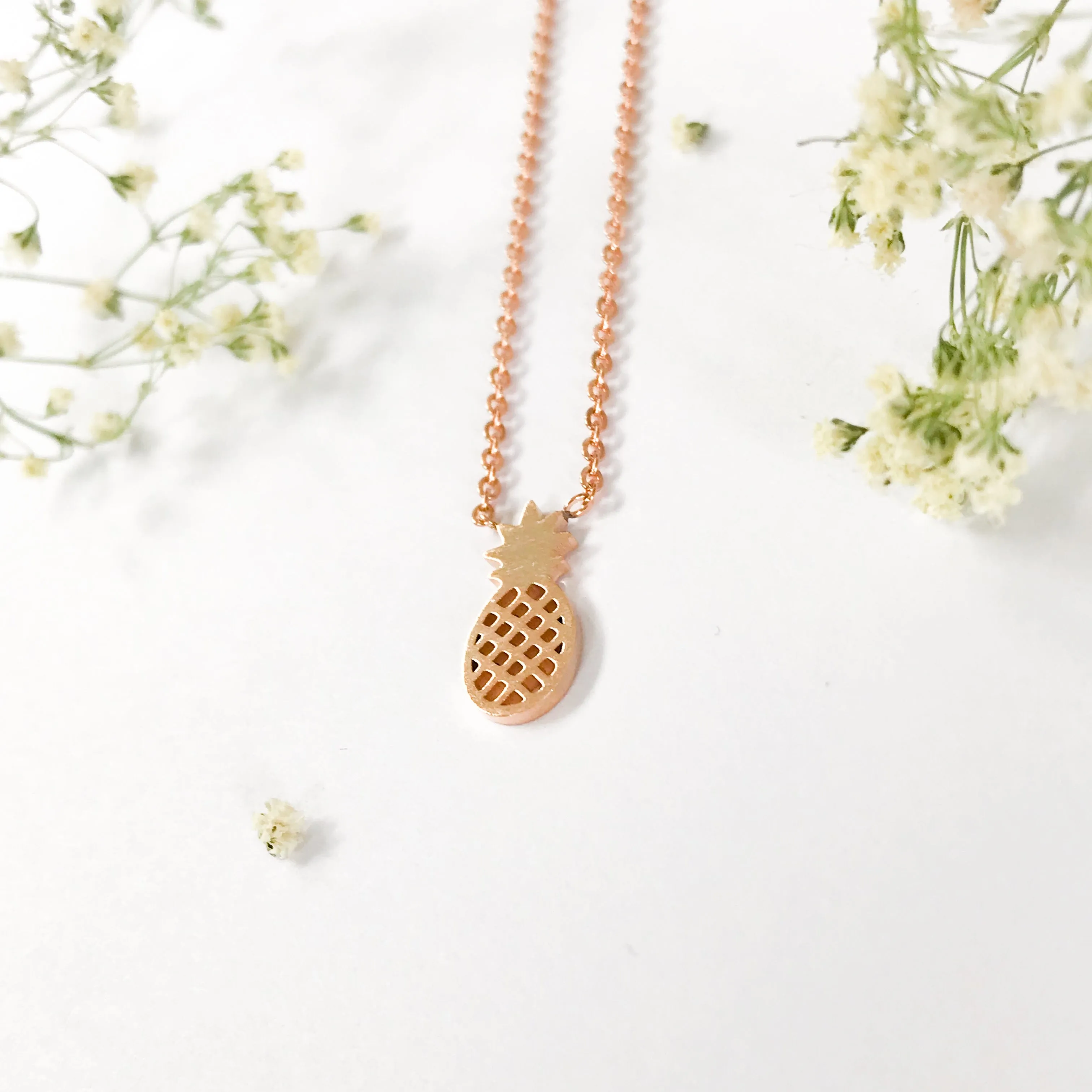 Pineapple Necklace Victoria Collection