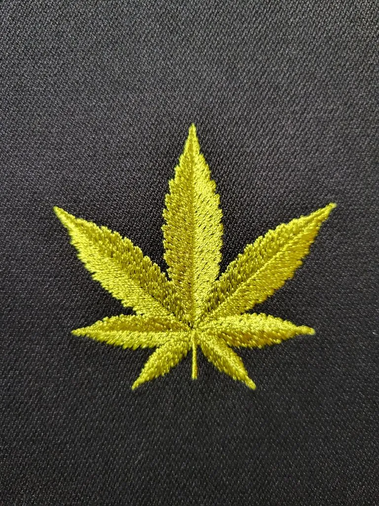 "Cannabis Leaf" Mason Jars
