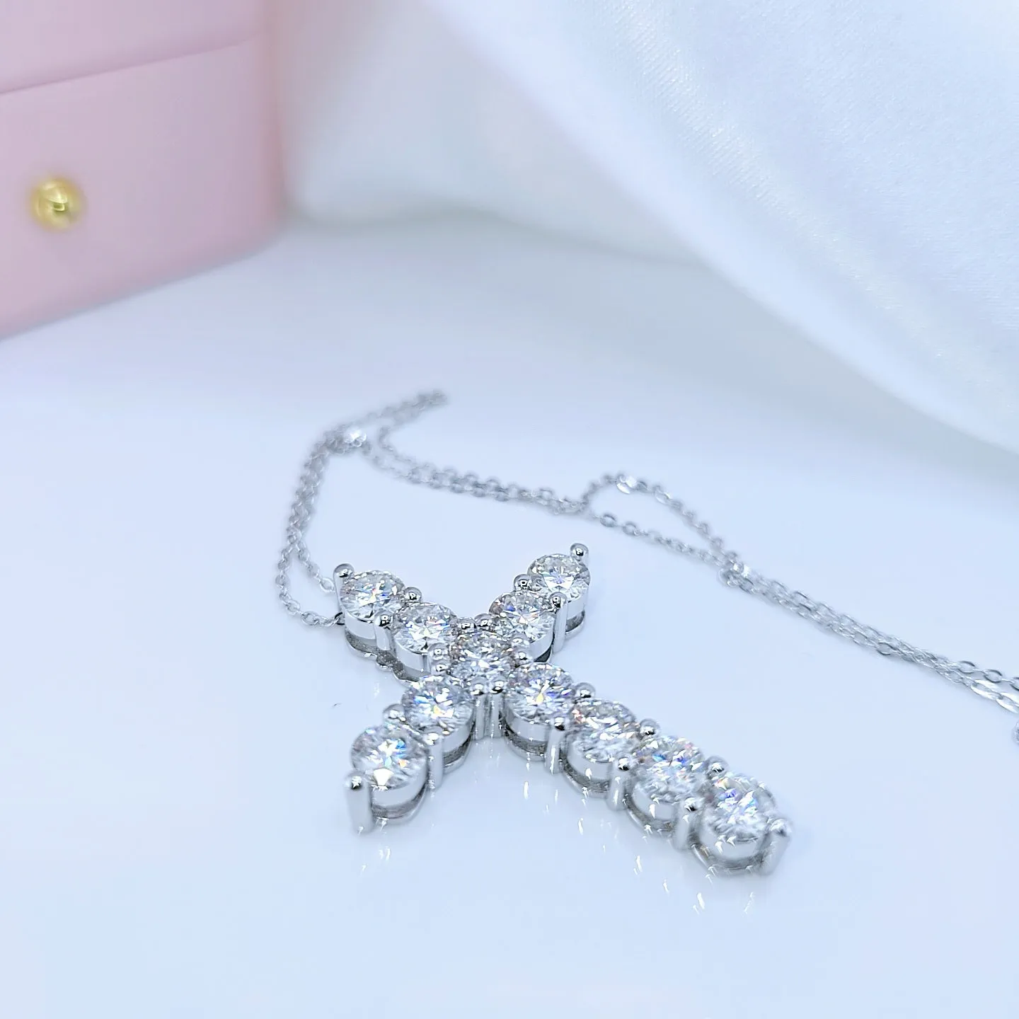 Round Full Diamond Cross Pendant Necklace