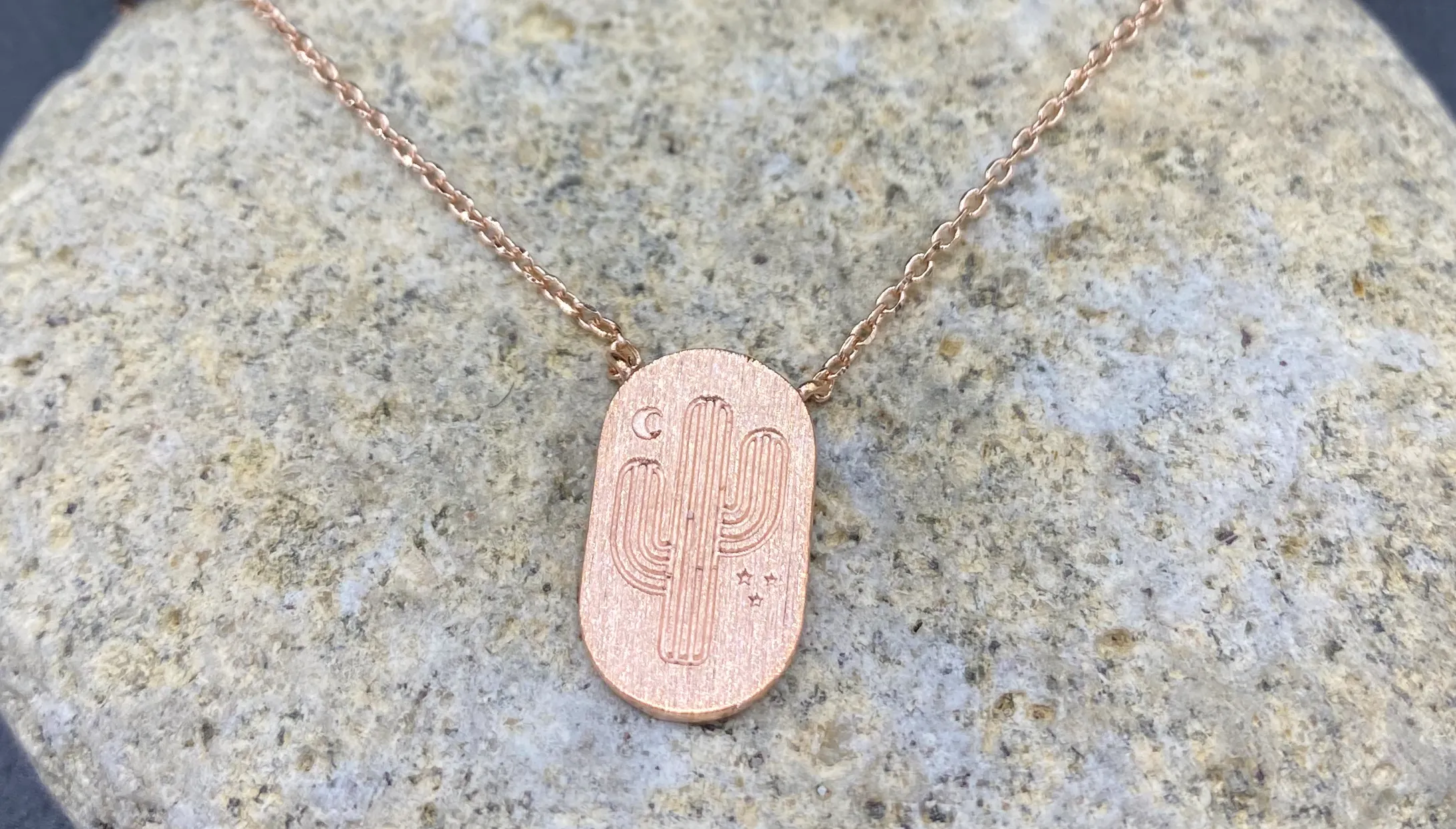 Saguaro Oval Pendant Necklace