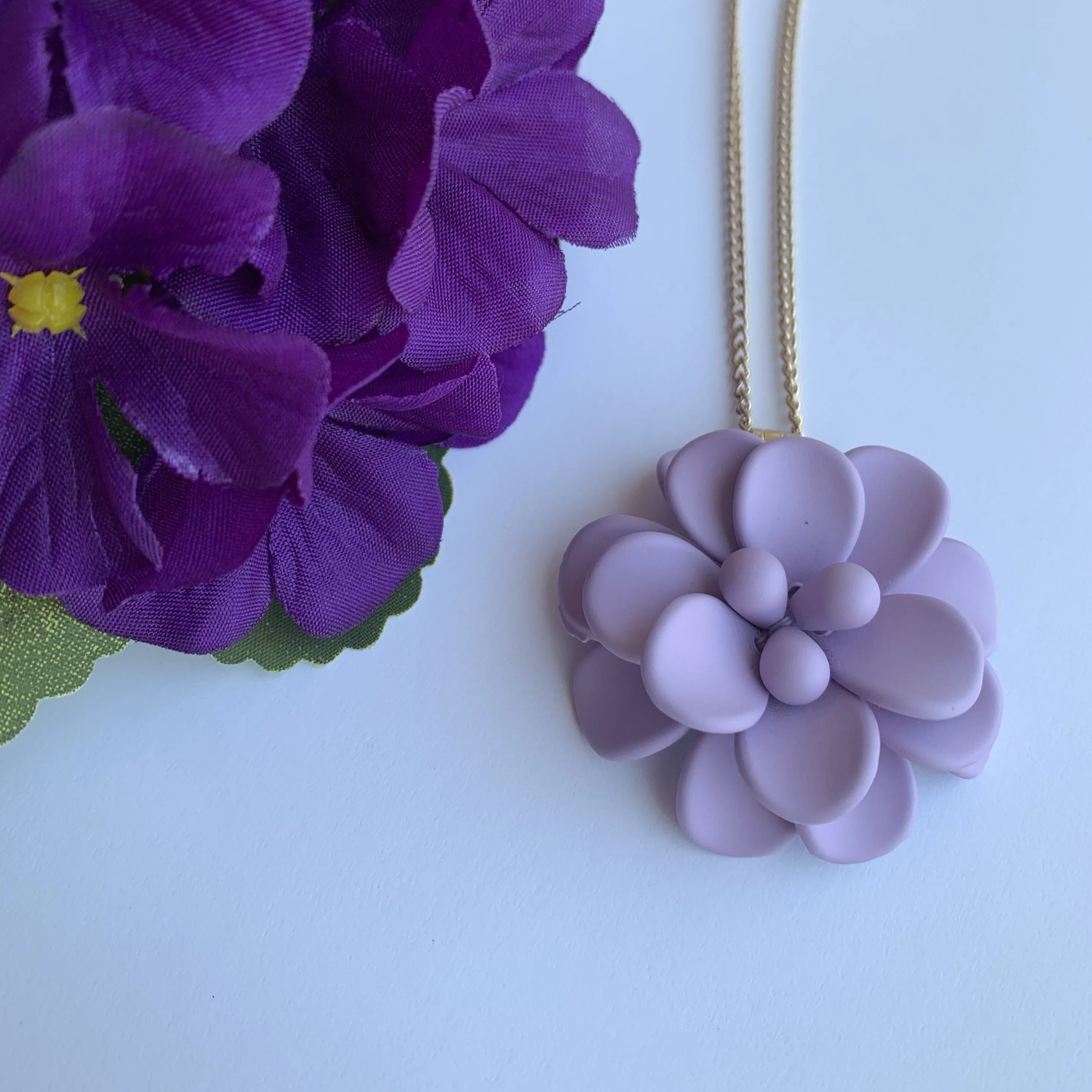 Sardinian Lavander Hibiscus Retro Dangle Choker Necklace