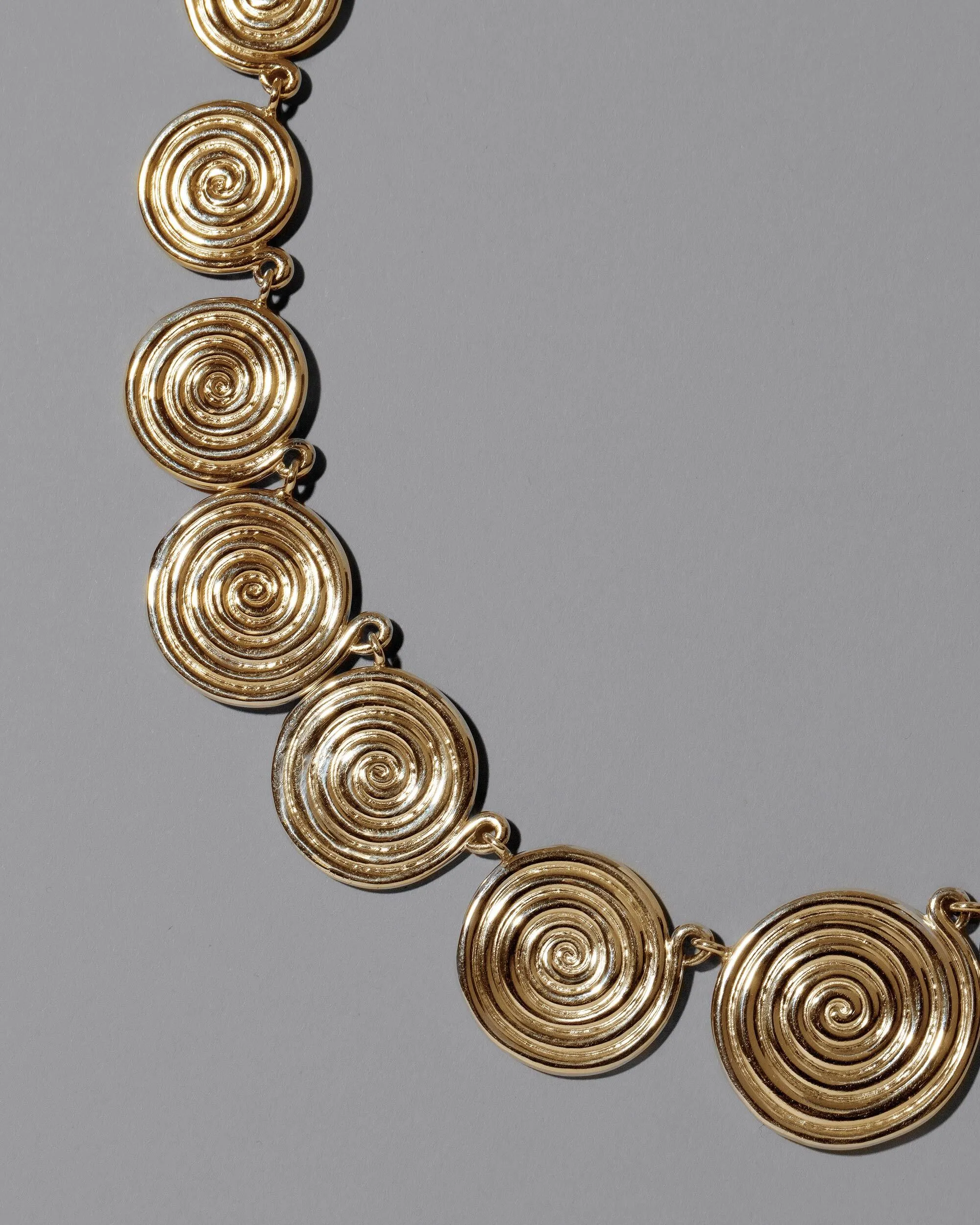Serpentinite Necklace - Solid Gold