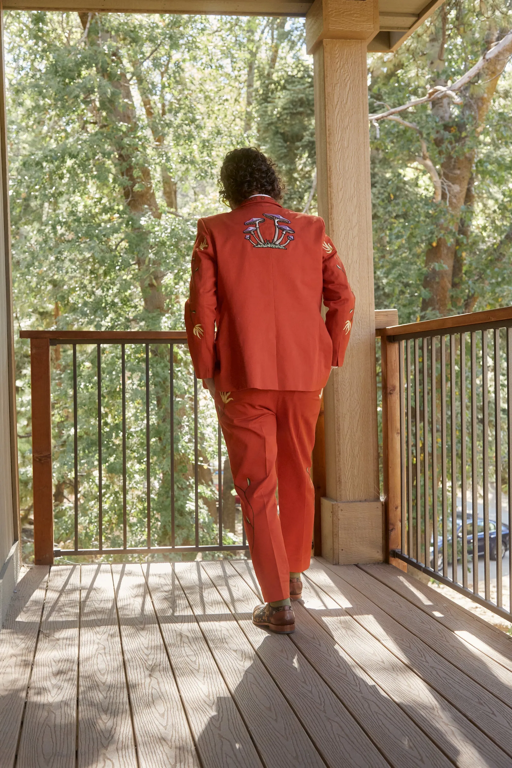 sidney suit jacket in daffodil picante