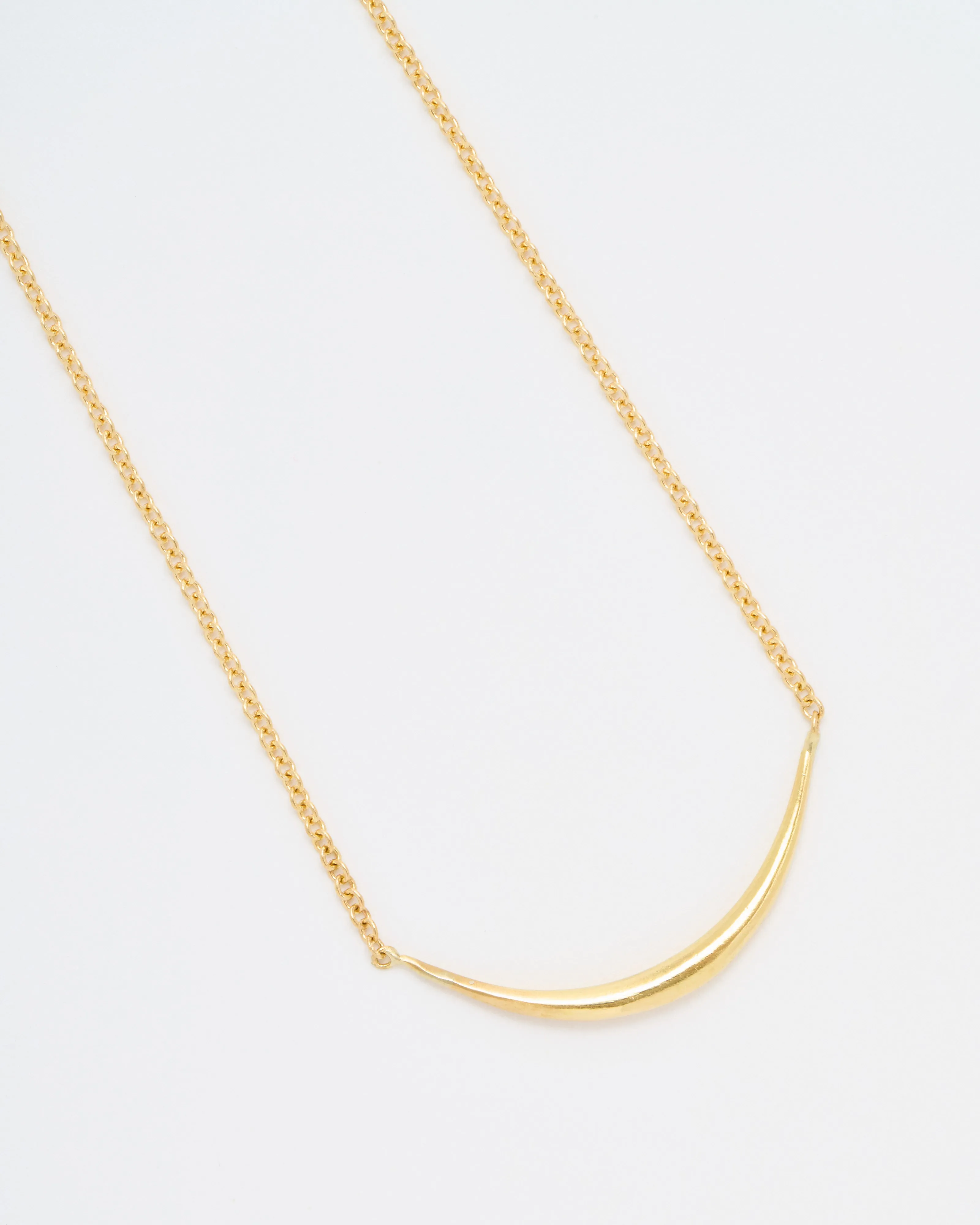 solid arch necklace