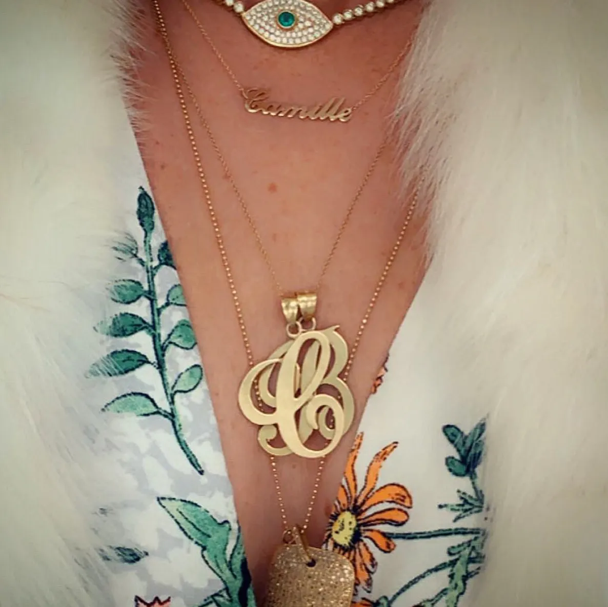 Solid Nameplate Necklace