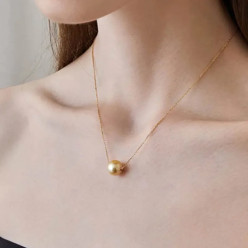 South Sea Golden Pearl 18K Gold Simple Style Design Classic Necklace