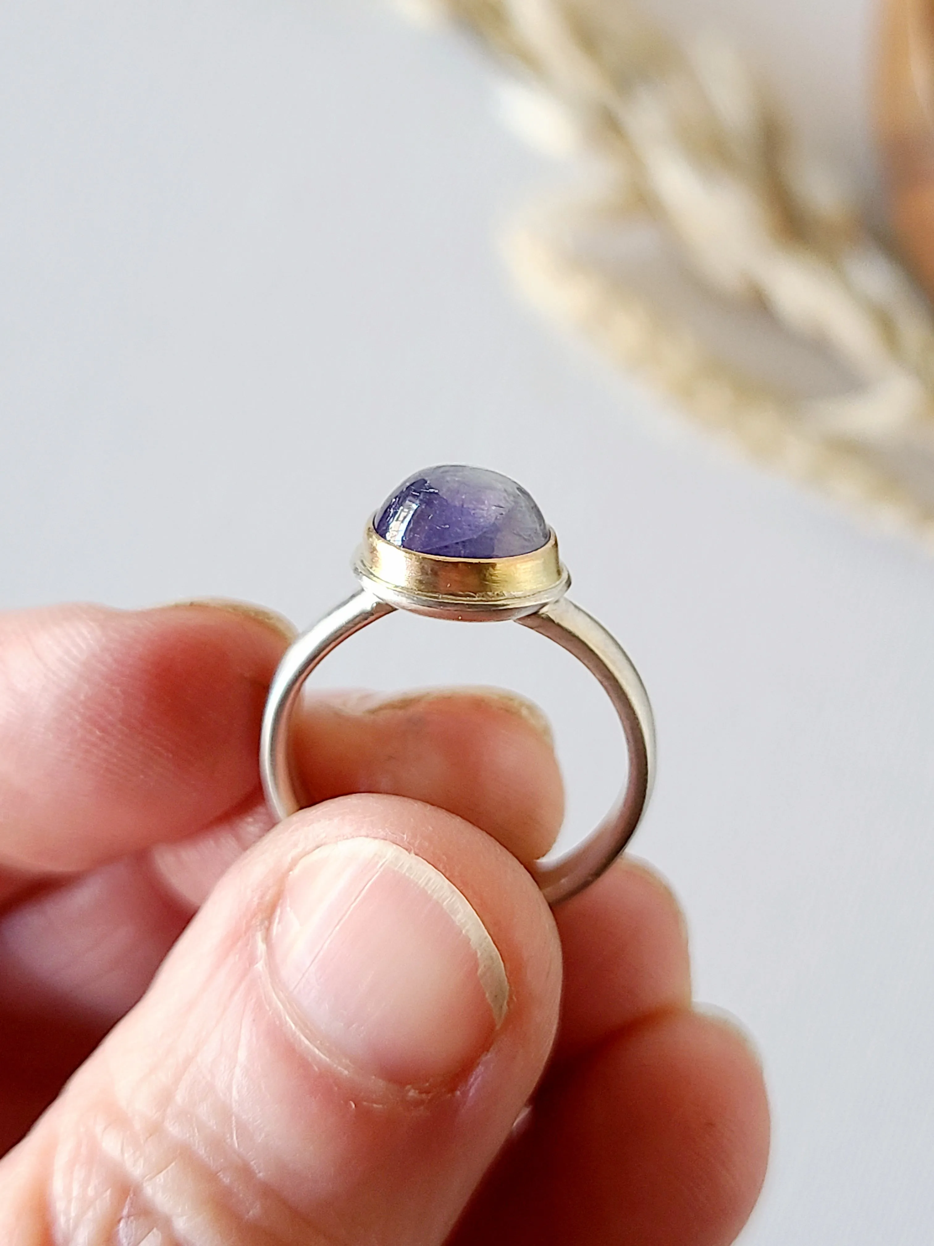 Tanzanite small round ring-ss/14k size 6.5